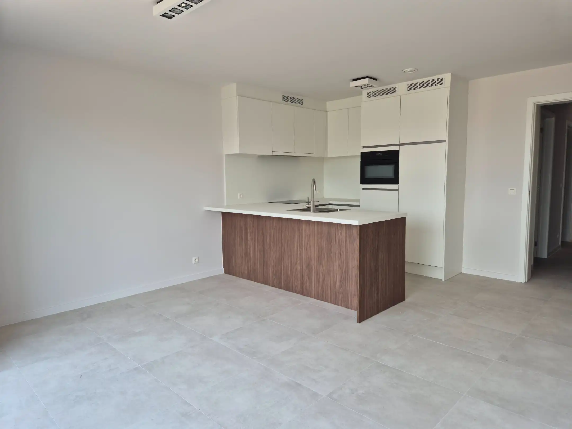 Nieuwbouwappartement met 2 slaapkamers en terras foto 10