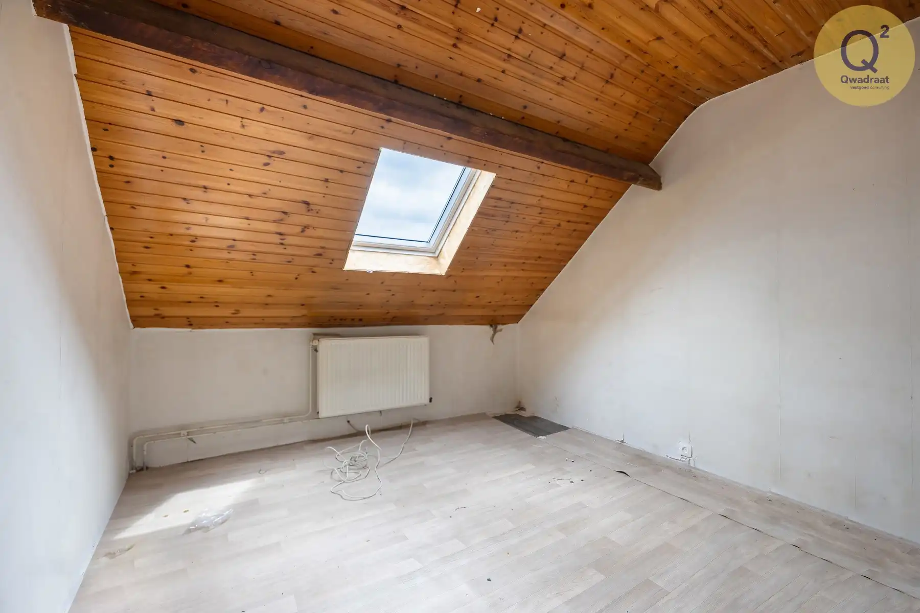 huis met 6 slpks, 2 badkamers, 2 keukens en stadstuintje foto 23