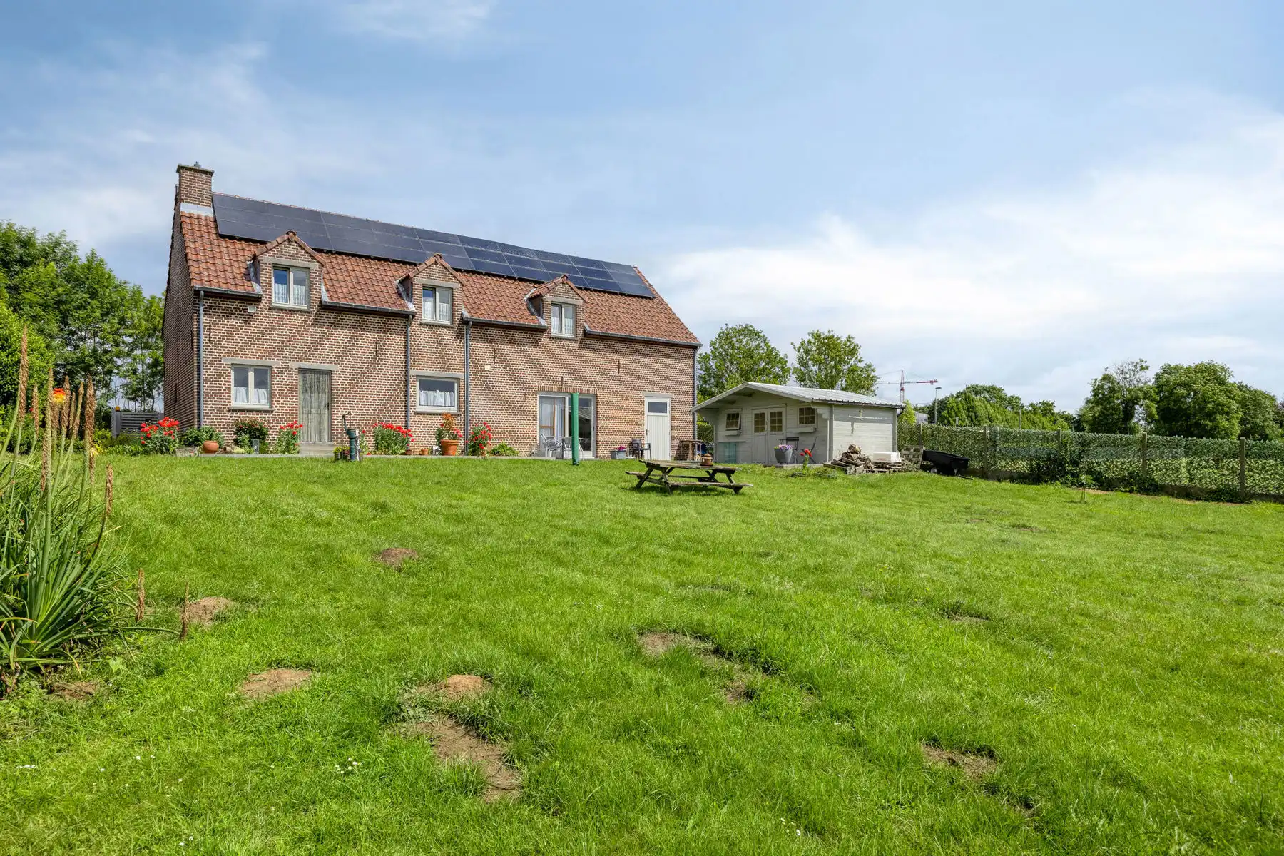 Karaktervolle woning met 3 slaapkamers en grote tuin foto 8