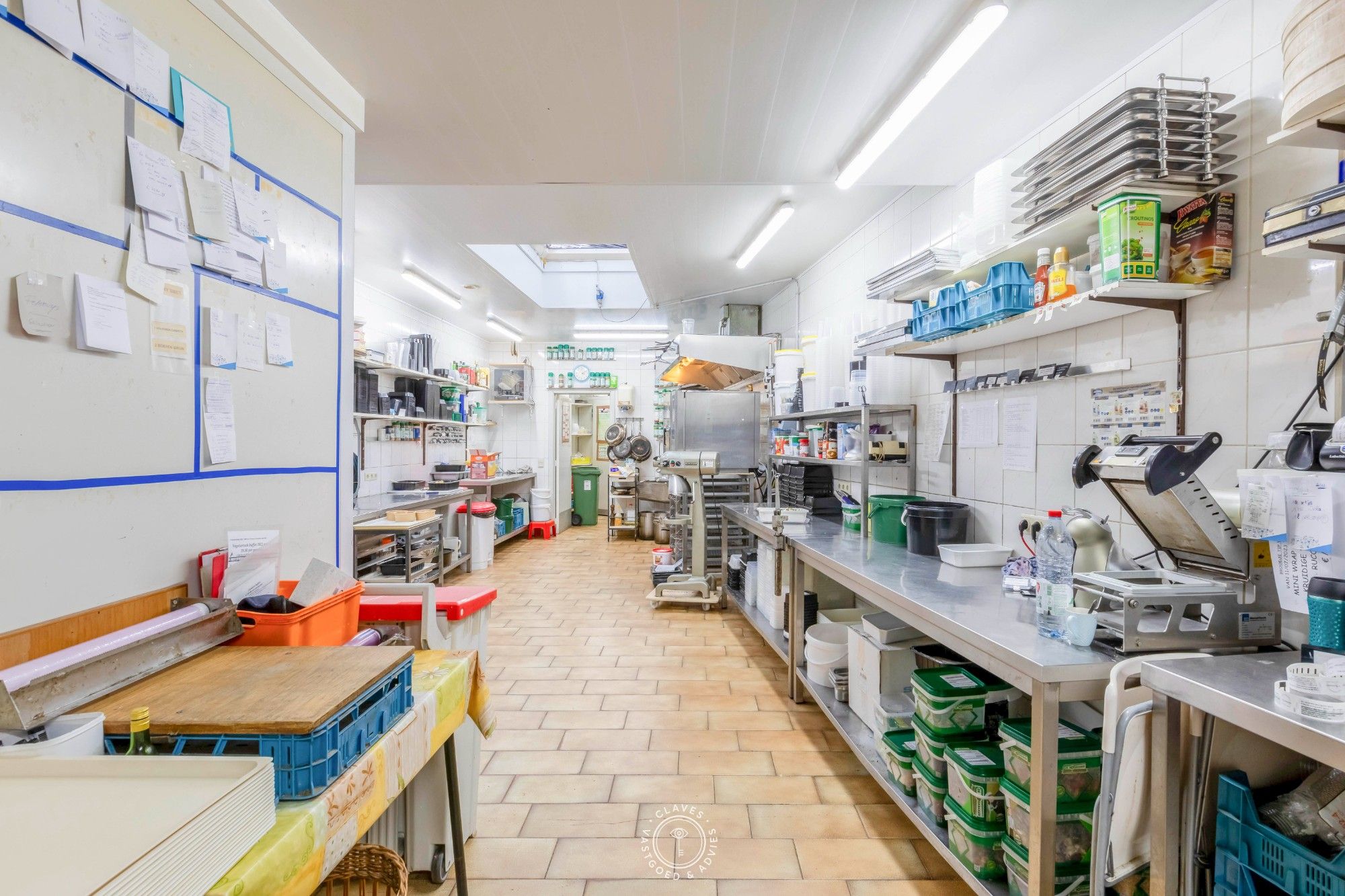 Commercieel pand op uitstekende locatie in Sint-Niklaas foto 10