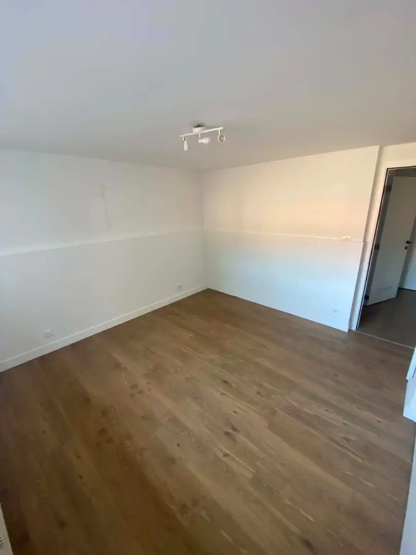 Instapklaar gelijkvloers appartement te Aalst foto 9