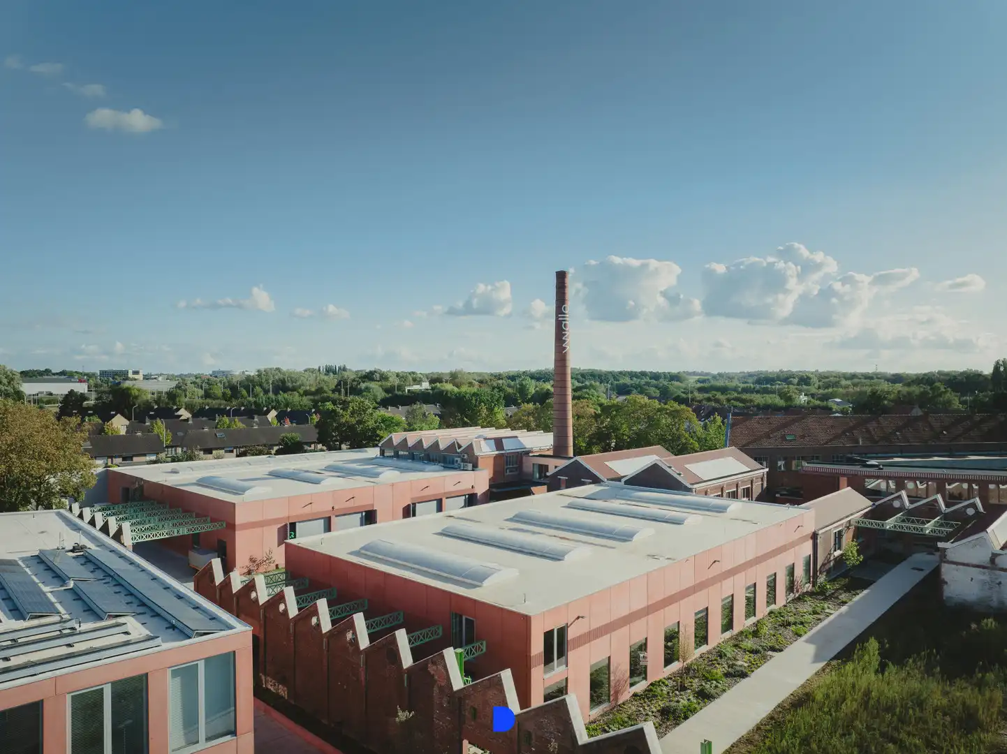 Interessante kmo-units met ideale uitvalsbasis in Kortrijk! foto 2