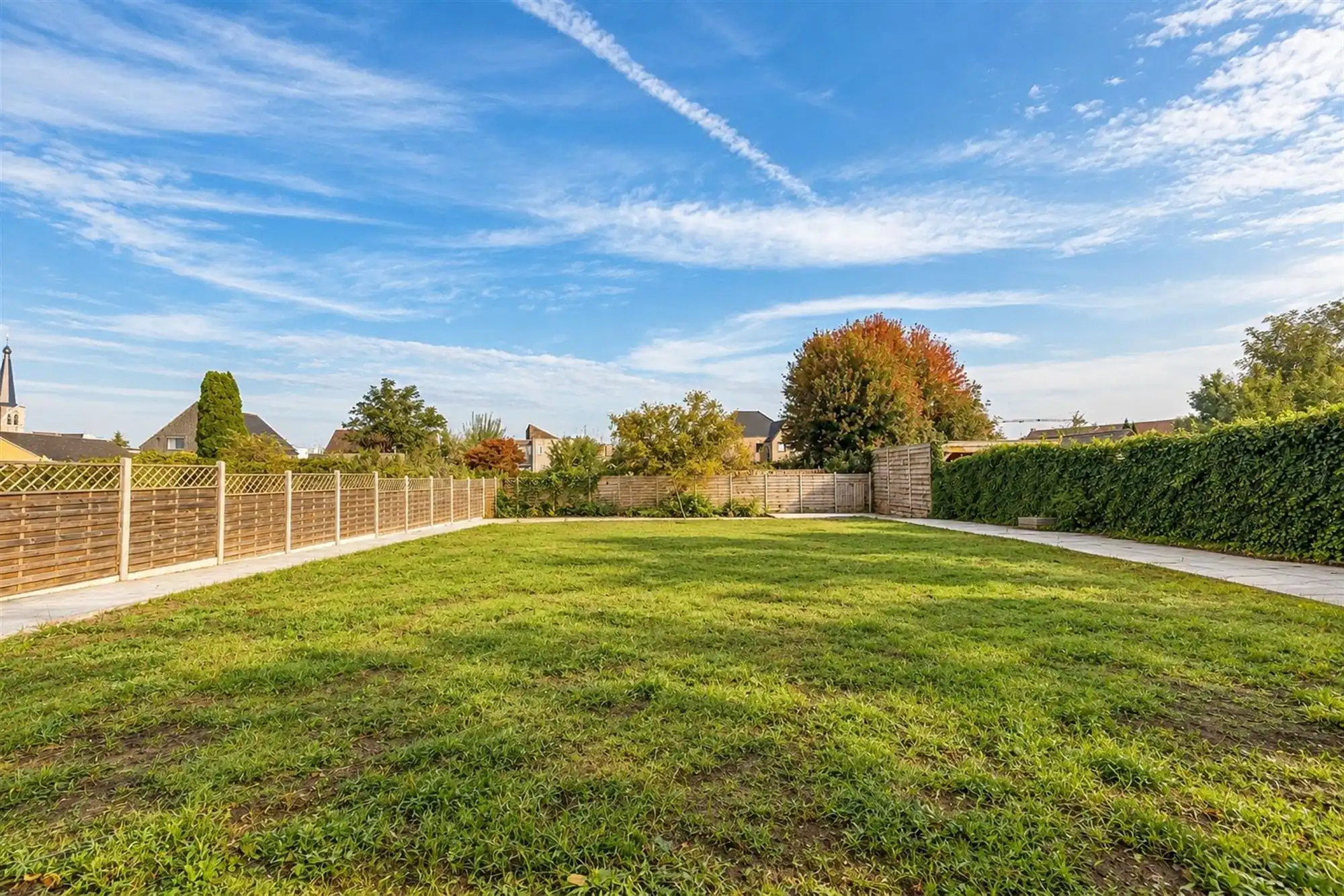 Ruime gelijkvloerse villa met garage en grote tuin foto 41