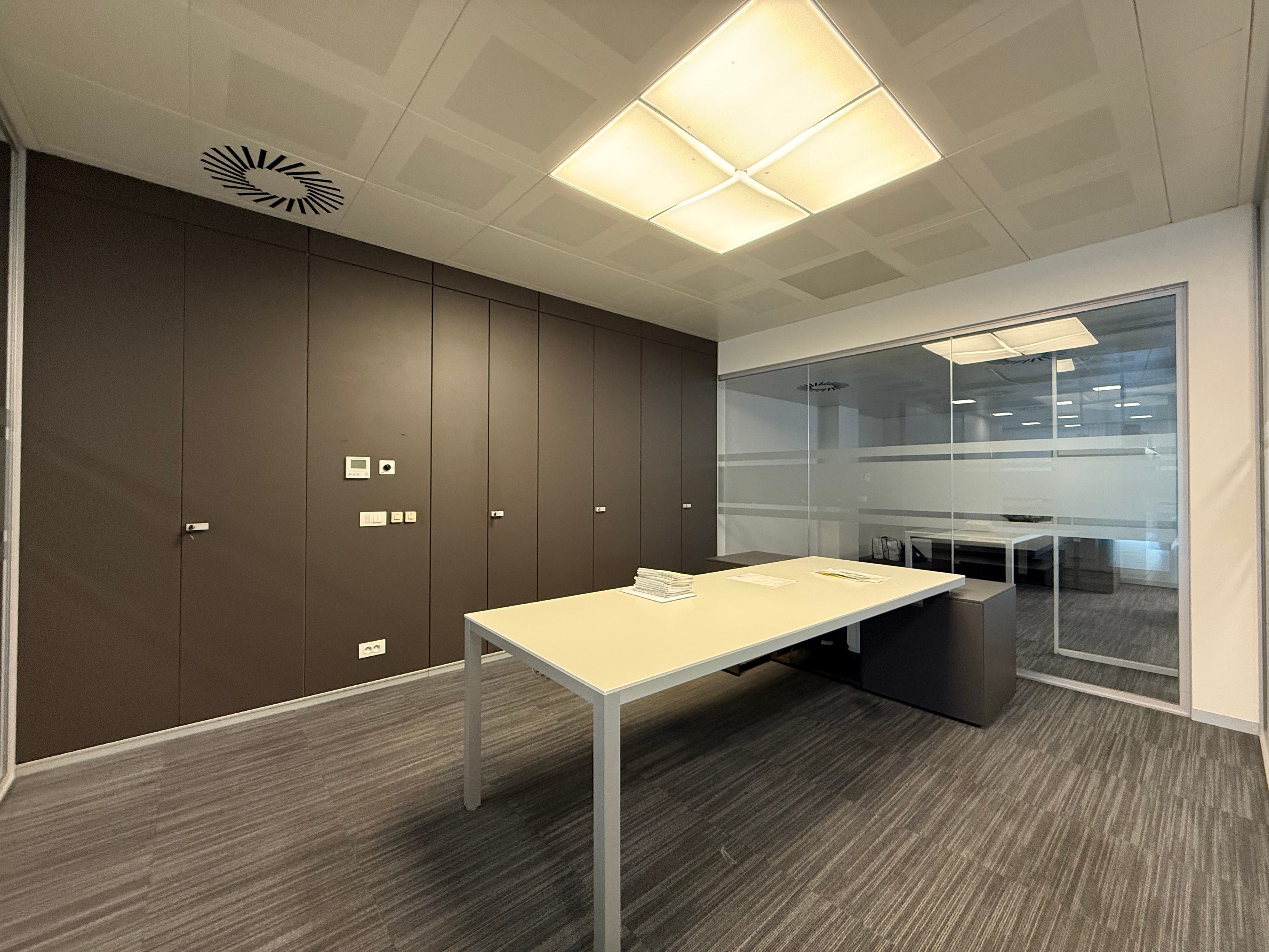 Handelsgelijkvloers 200 m² foto 11