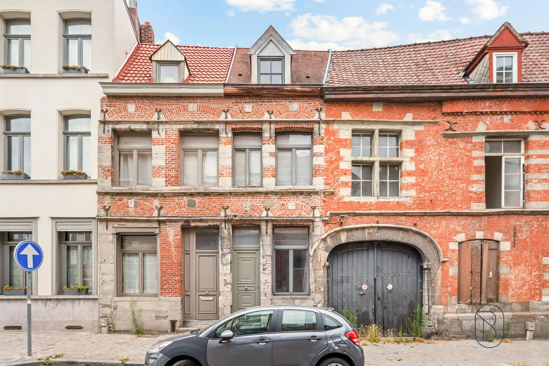 Charmante woning met 4 slaapkamers in centrum van Doornik foto 2