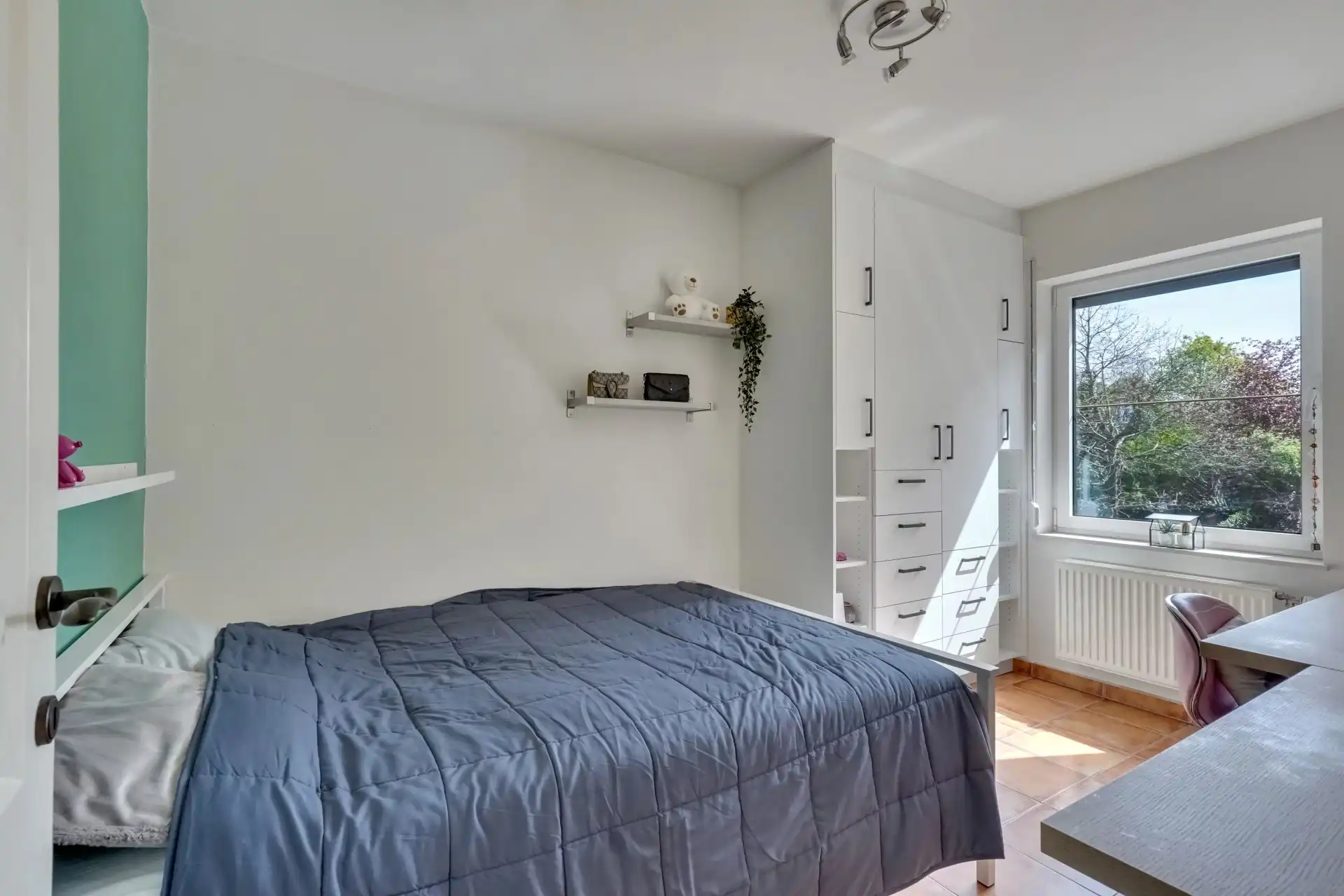 Appartement met twee slaapkamers, terras en garage foto 8