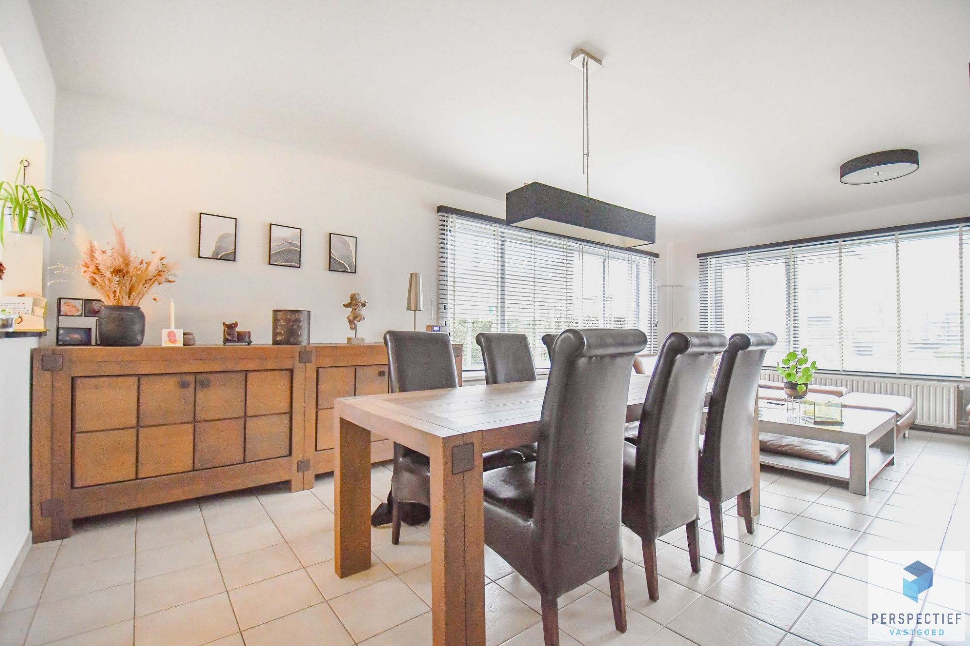 Groot gelijkvloers hoekappartement (136 m²) met 3 slaapkamers, tuin en 2 terrassen foto 3