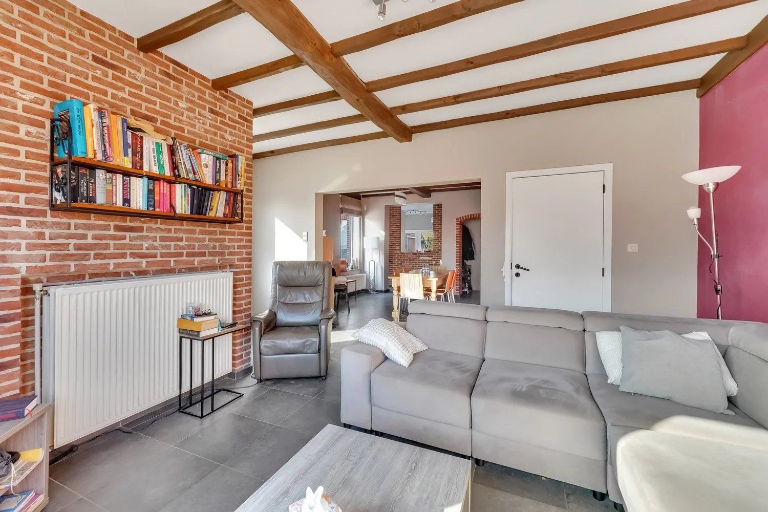 Ruime, instapklare woning op goede locatie foto 7