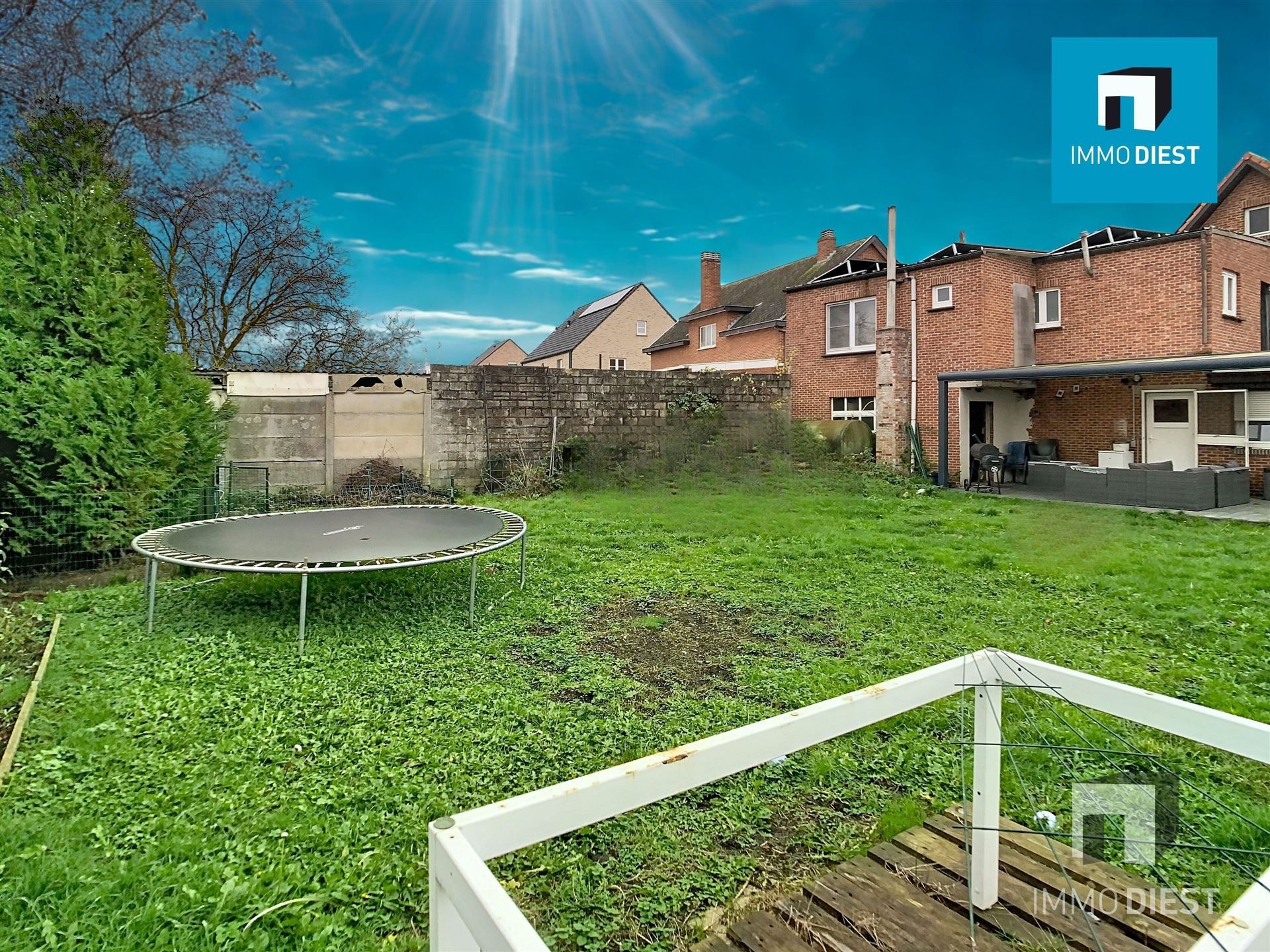 Twee vergunde woningen in één klap foto 4