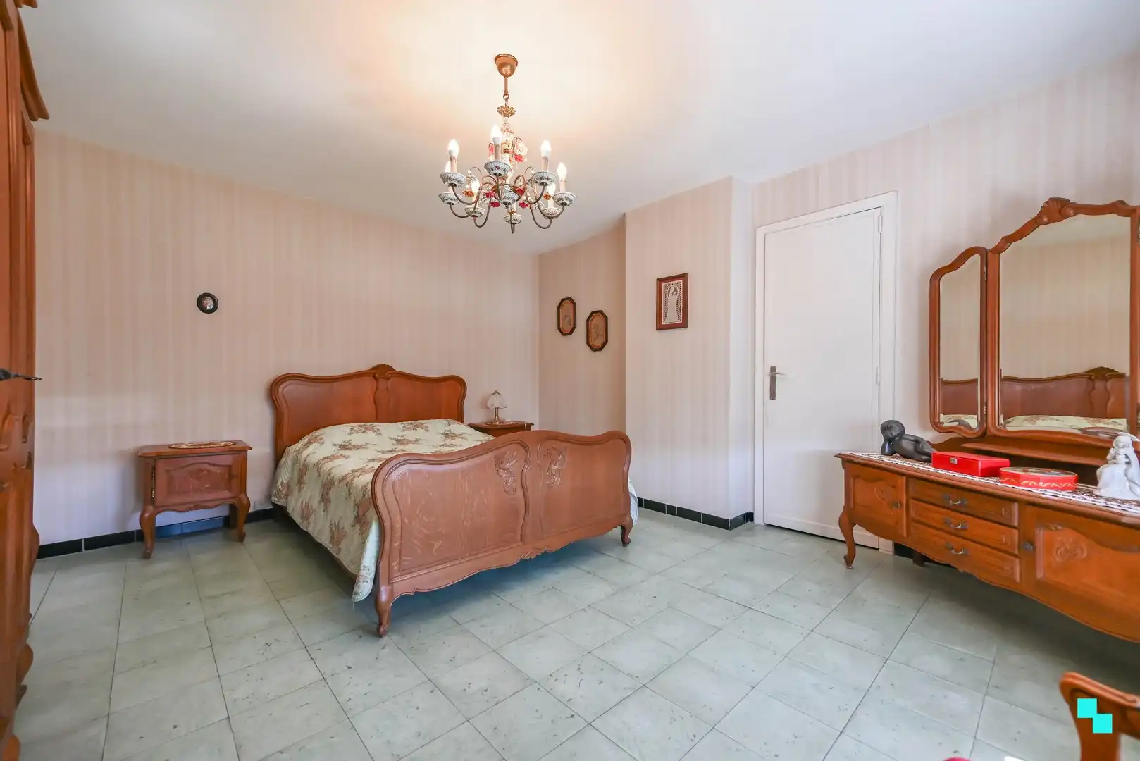 Karaktervolle halfopen bebouwing op ruim perceel te Emelgem foto 19