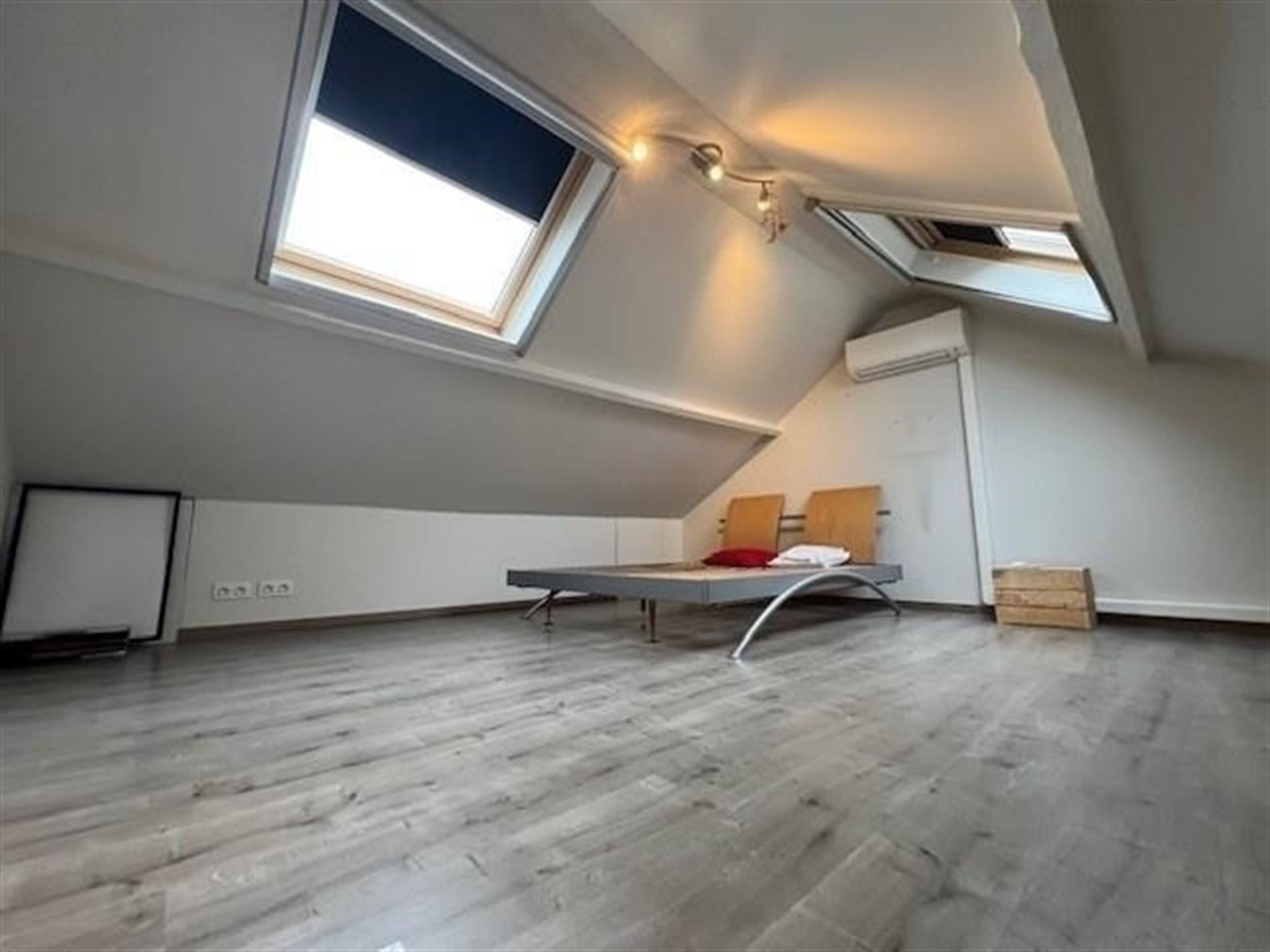 Charmante woning met tuin en uitweg voor fietsen! foto 13