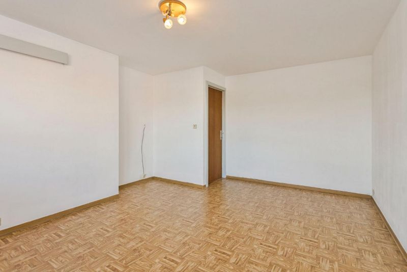 Rumbeke- Instapklaar appartement met garage foto 11