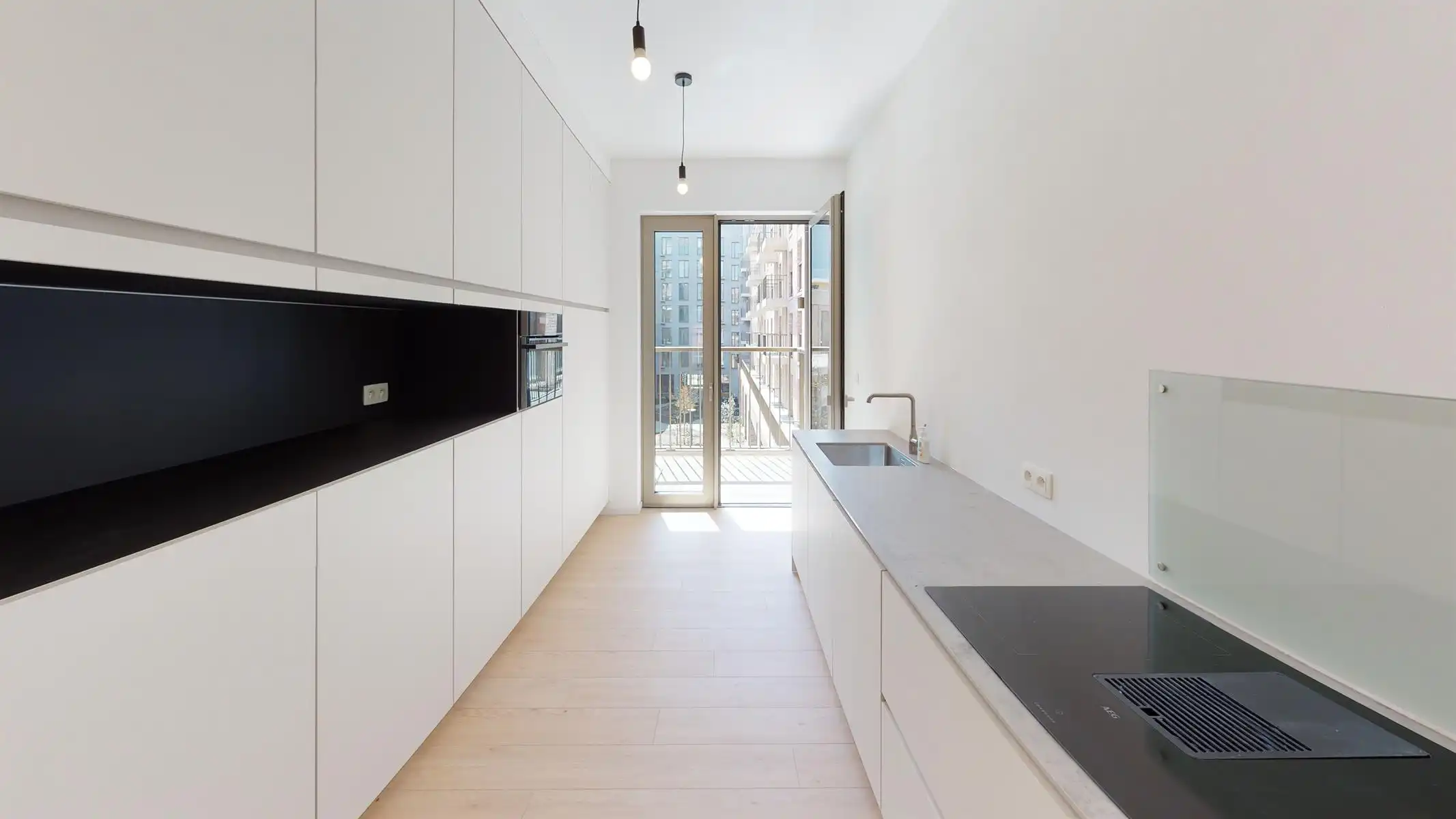 ANTWERPEN - Recent appartement met 2 terrassen en waterzicht foto {{pictureIndex}}