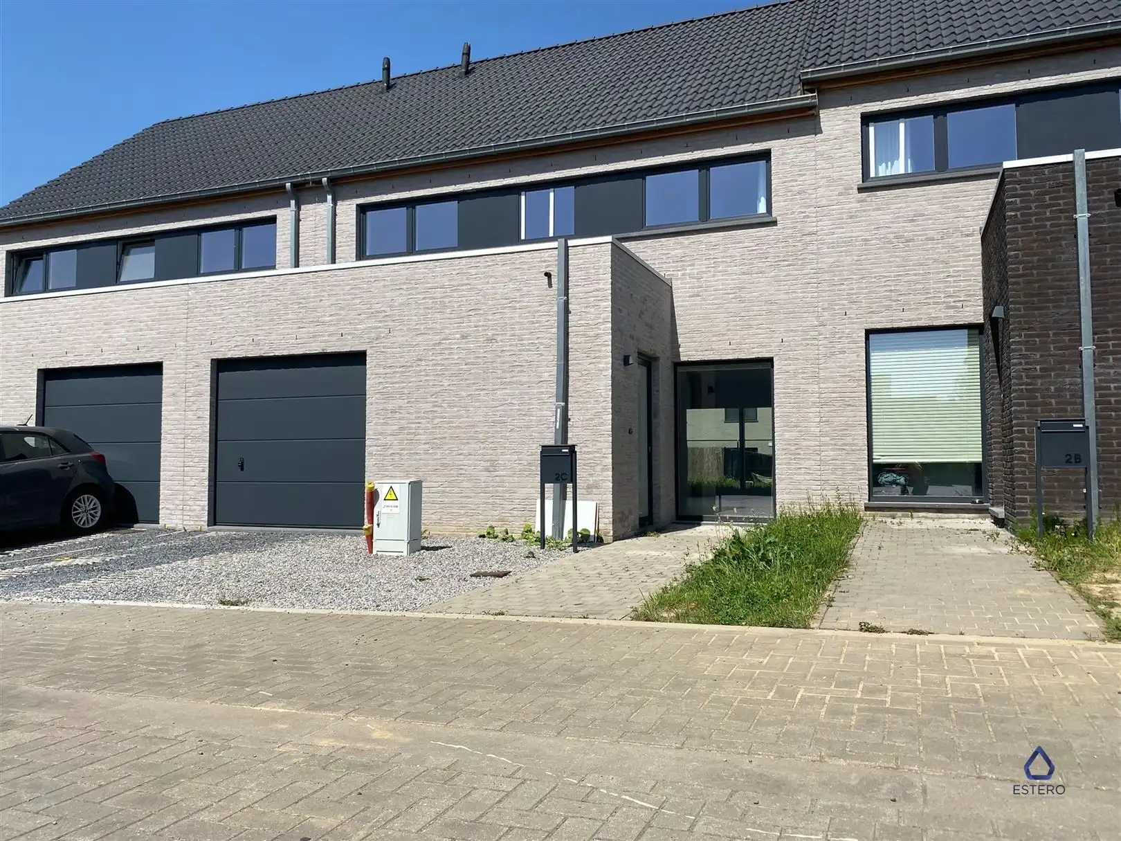 Moderne woning met met 4 slaapkamers foto 16