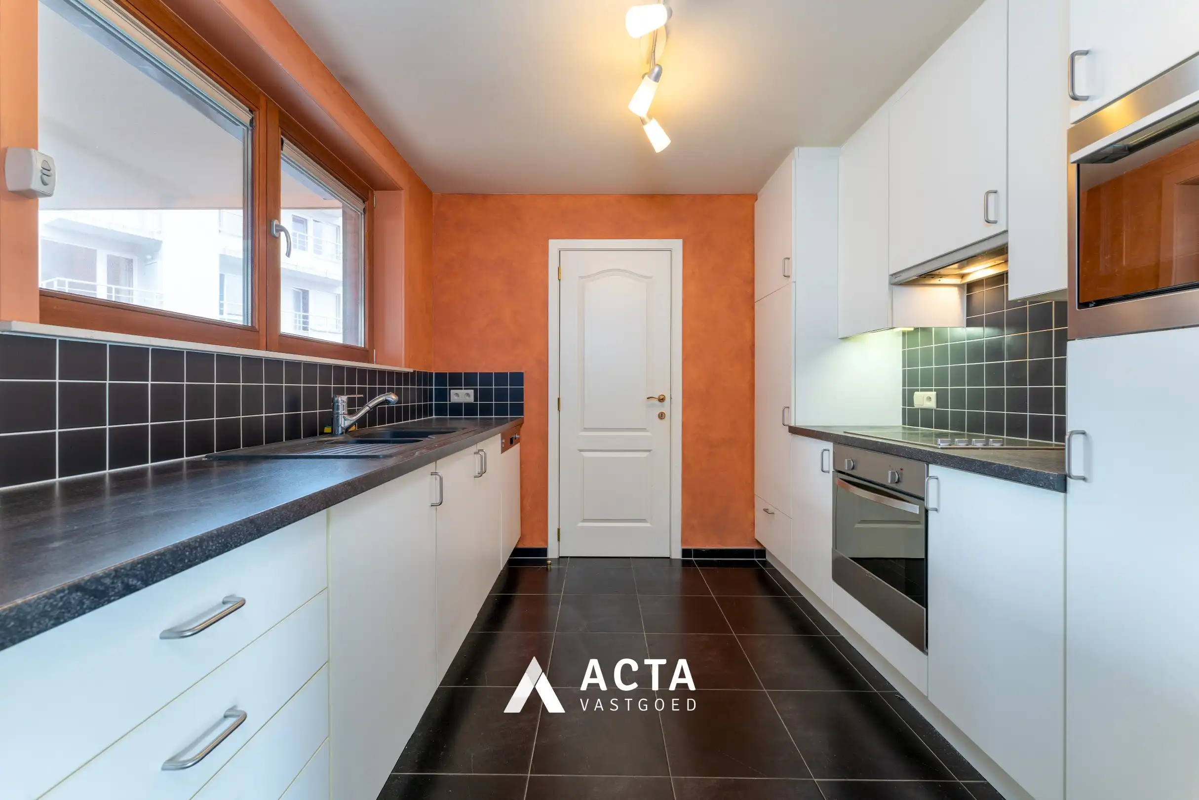 Ruim 3-slaapkamerappartement met zonneterrassen foto 9