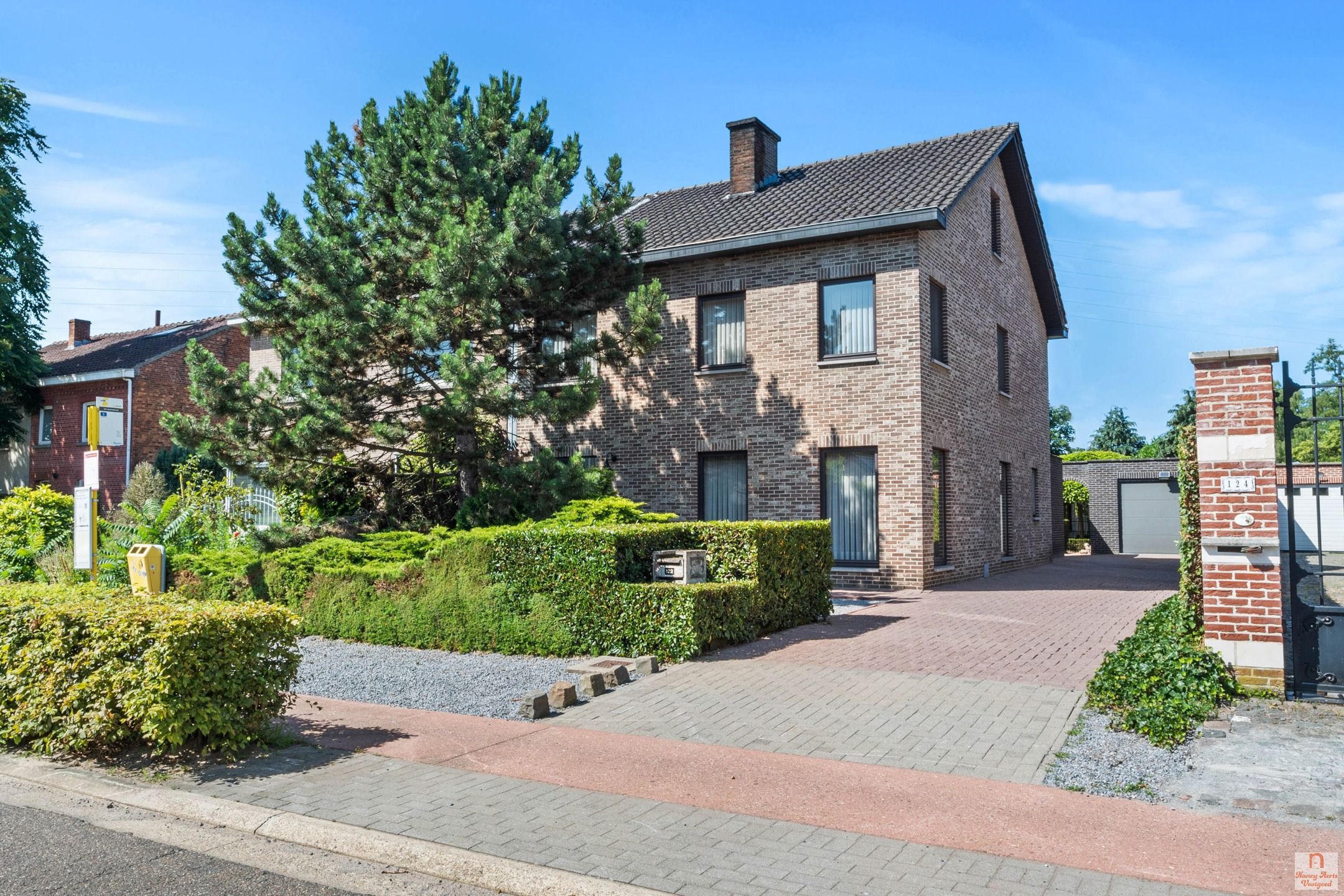 ()=>{if(producerUpdateValueVersion(node),producerAccessed(node),node.value===ERRORED)throw node.error;return node.value} Paalsteenstraat 122 - 3500 Hasselt