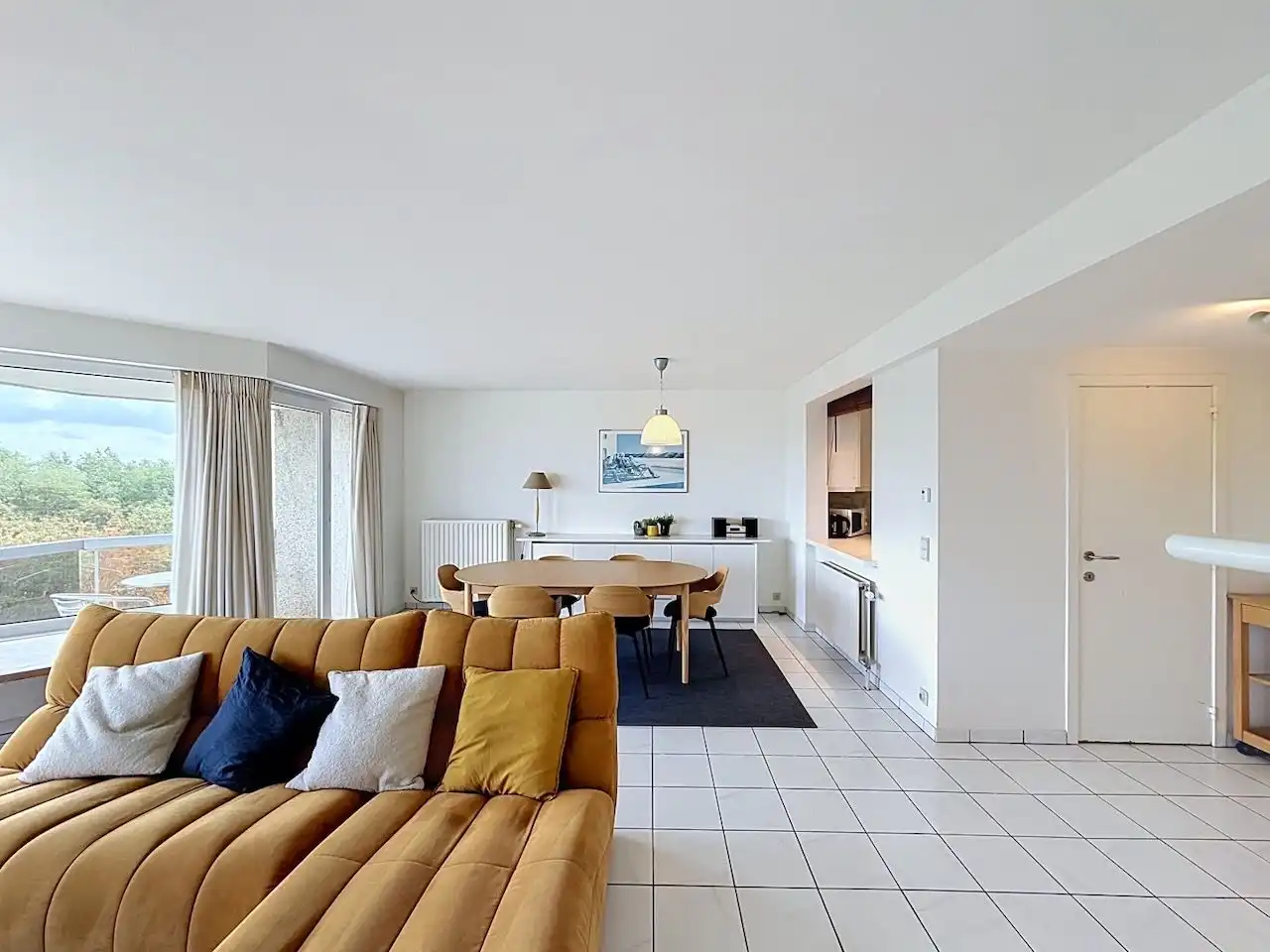 Ruim drie slaapkamer appartement met prachtig open zicht op Zee en het Willemspark foto 5