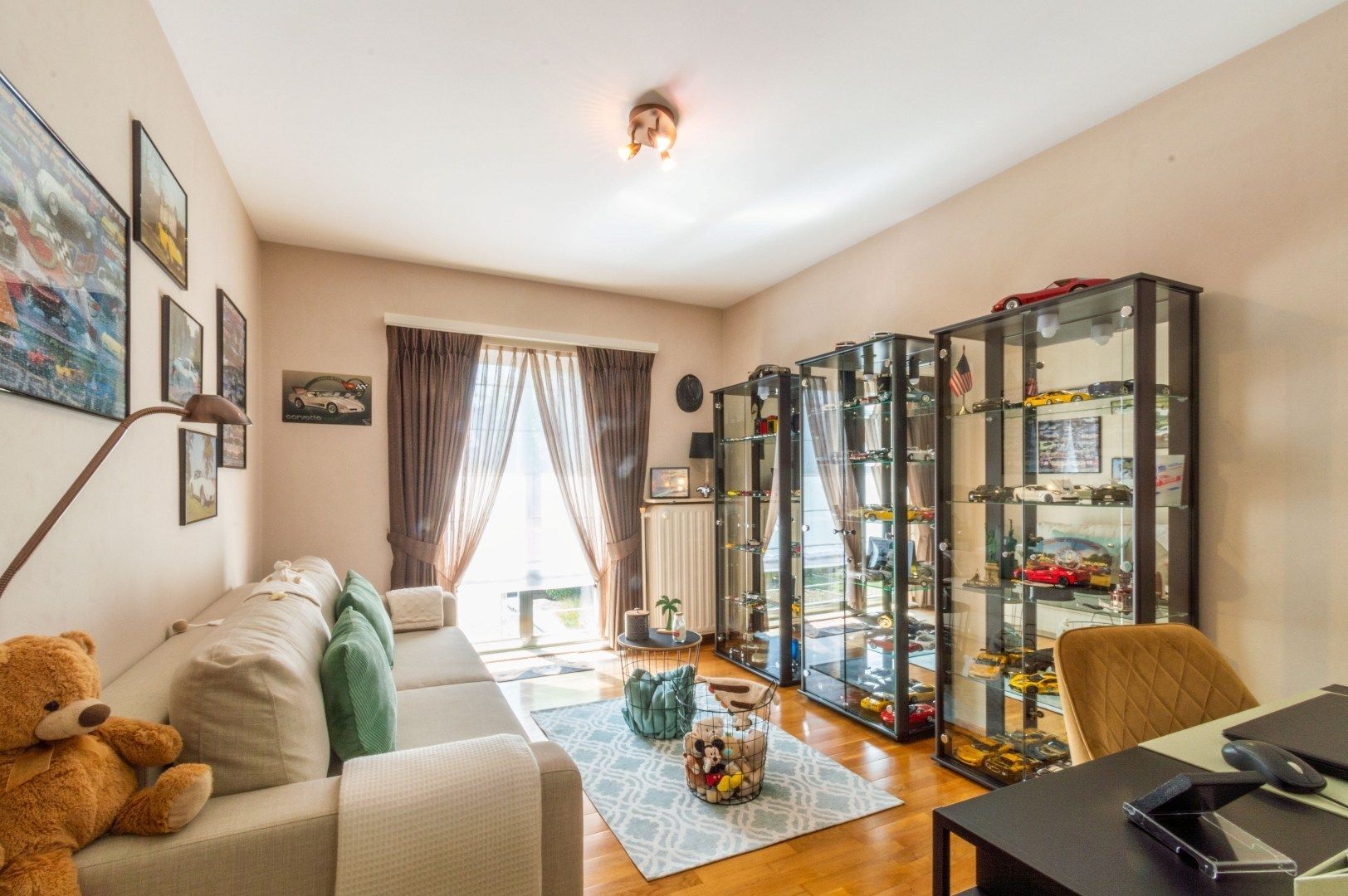 GELIJKSVLOERSVILLA MET 3 SLP IN WIJK GRAVENHOF ! foto 15