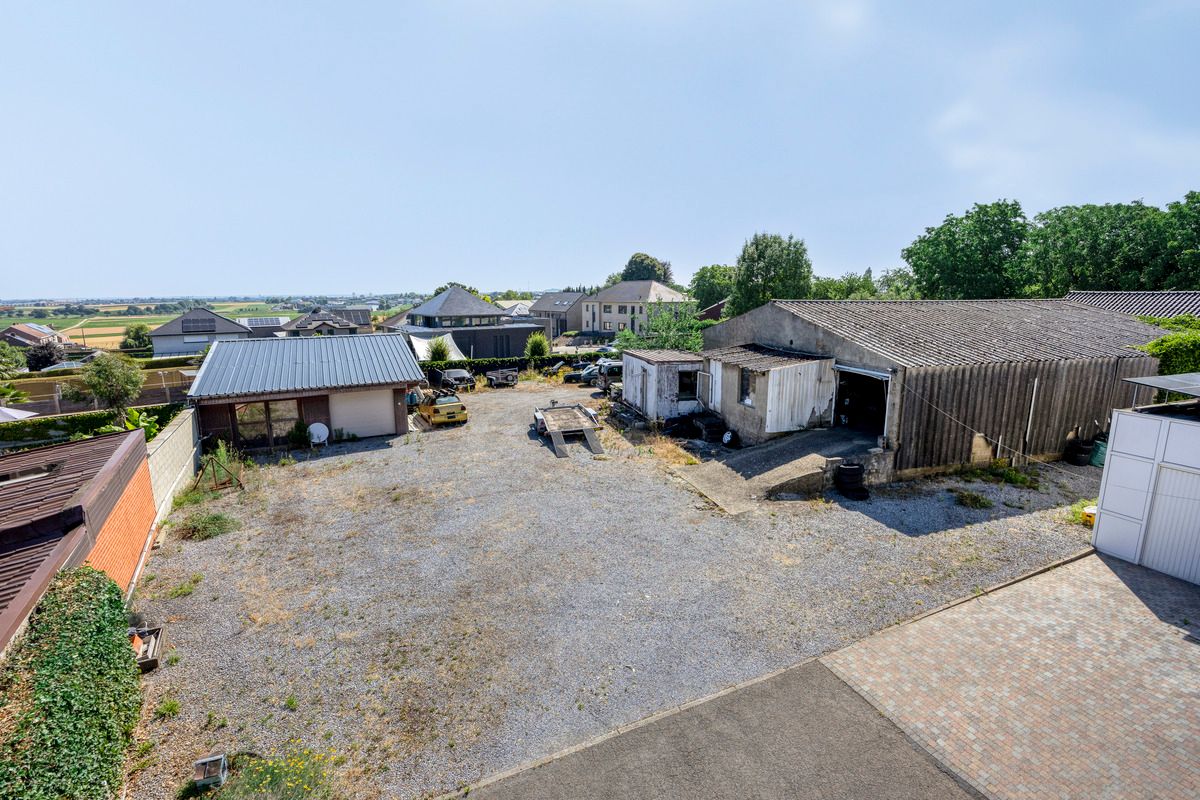 Woning met ruim perceel en bijgebouwen foto 21