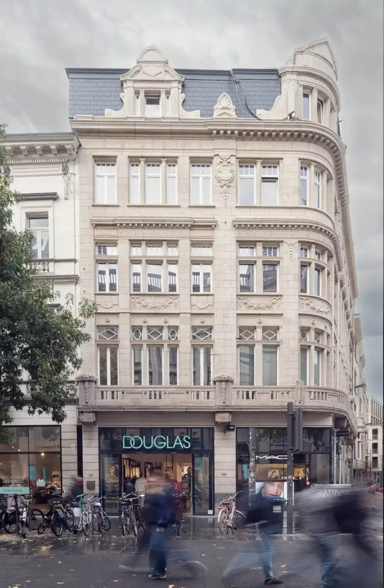 Kantoor te huur foto {{pictureIndex}}