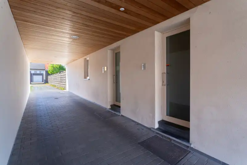 Gelijkvloers 2 slp. appartement met tuin en garage in hartje Brasschaat! foto 20