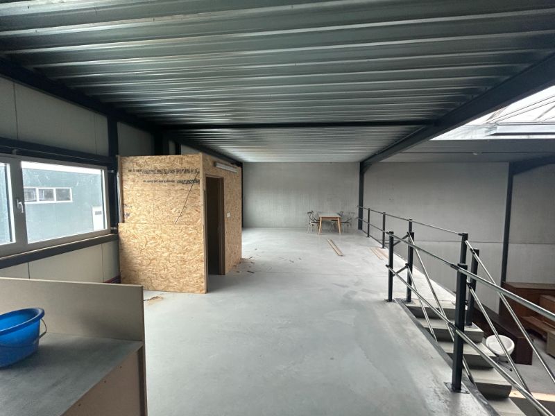 Nieuwbouw KMO-unit met mezzanine te koop in Lede – uitstekende ligging foto 6