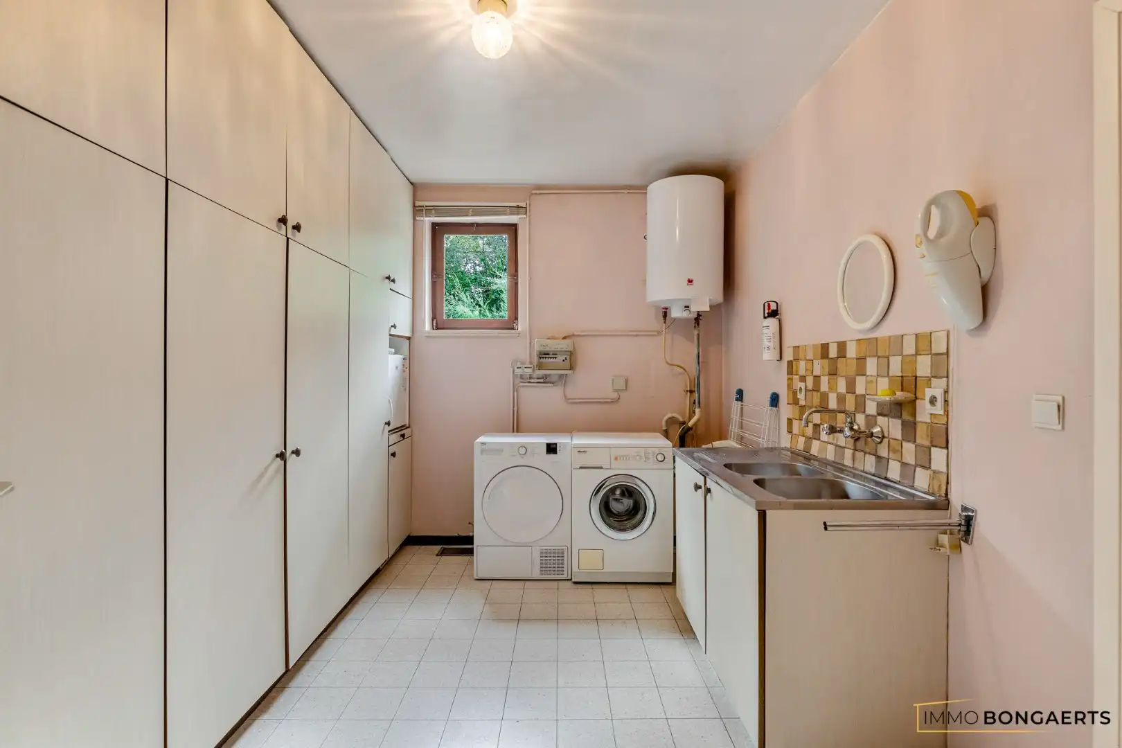 Prachtige villa met praktijkruimte en royale tuin in Houthalen-Oost foto 14