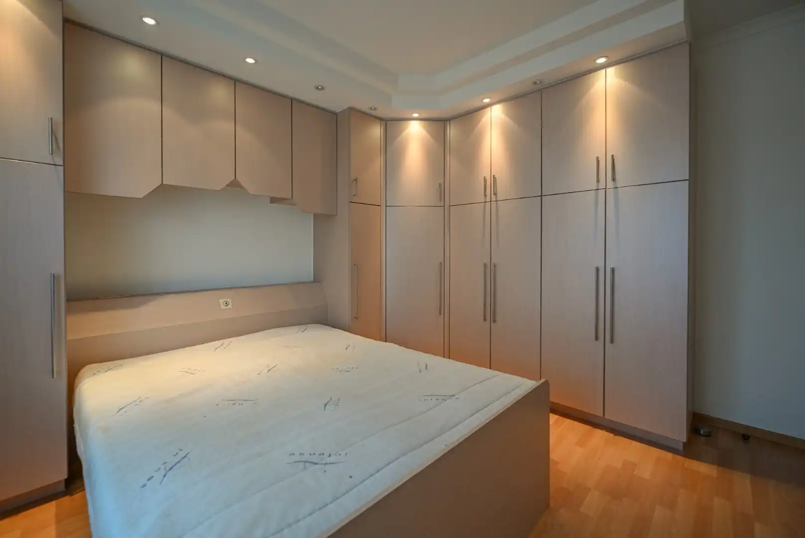 Gelijkvloerse ruime gezinswoning op 863 m2 met ruime garage  foto 16