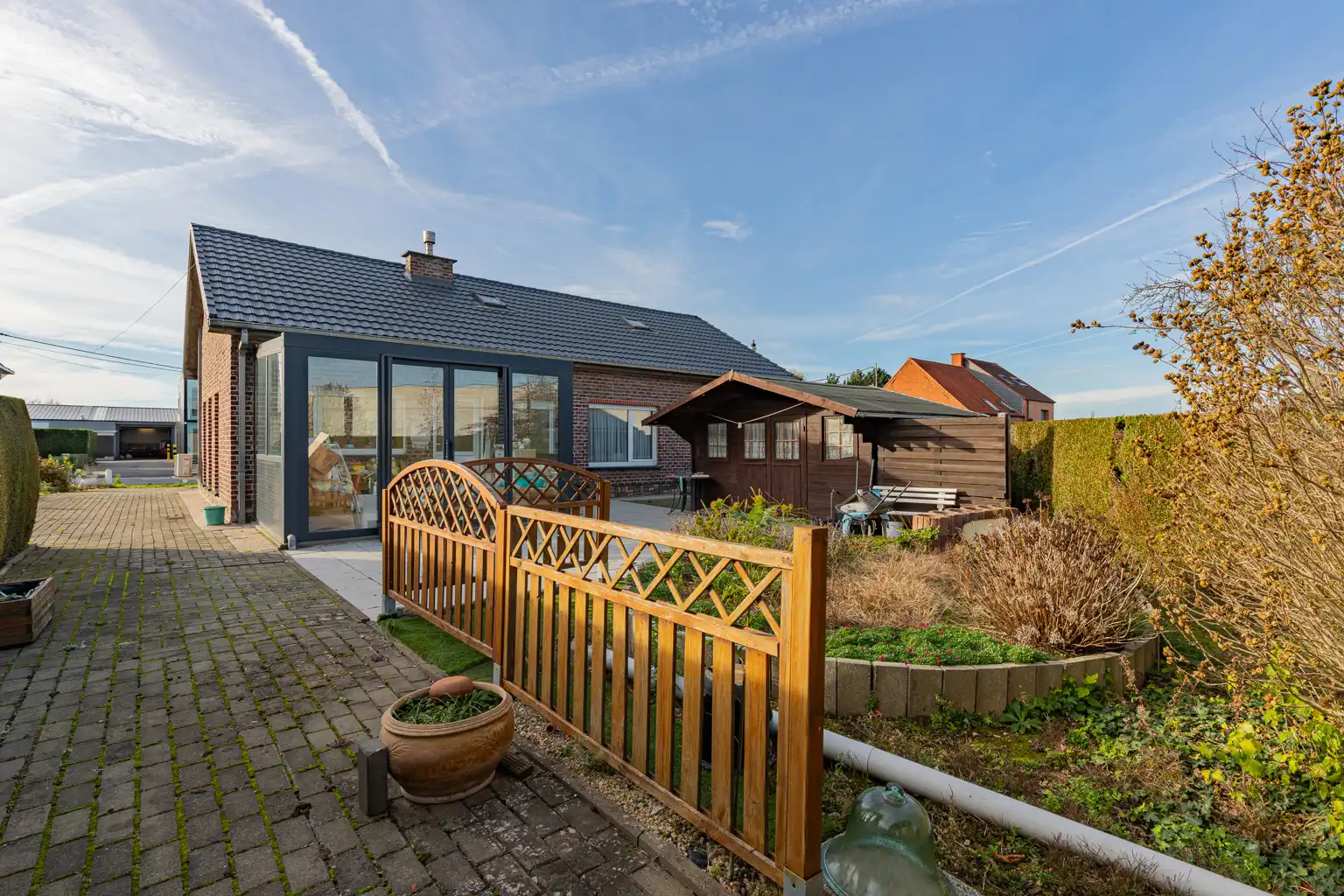 Ruime gezinswoning met 3 slpks! foto 17