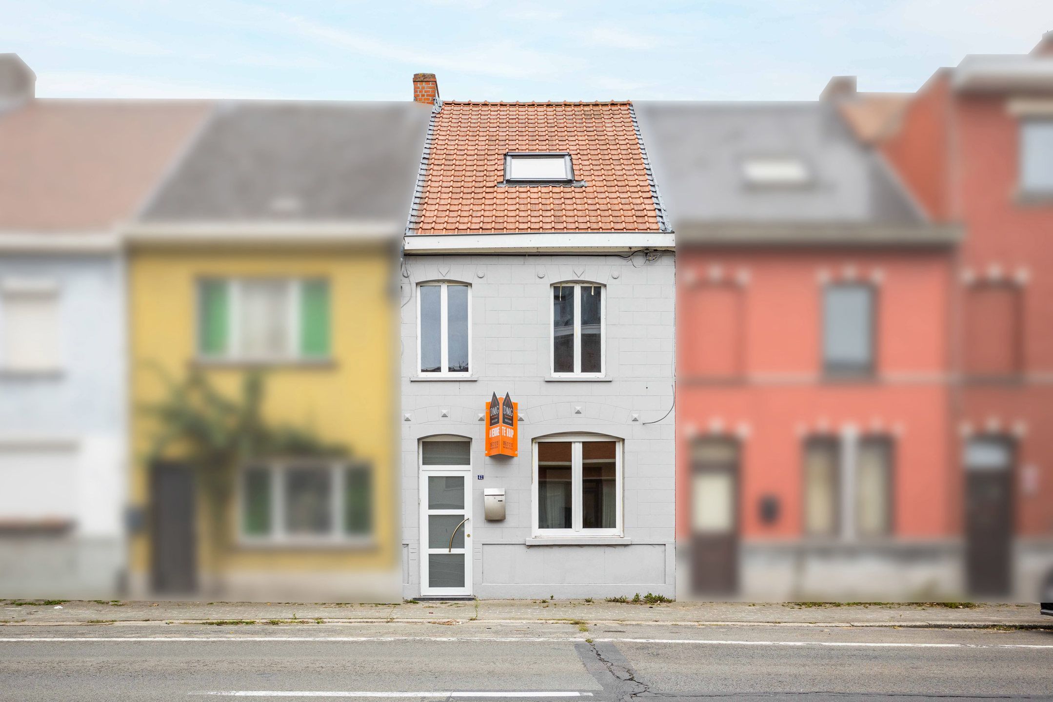 Gerenoveerde rijwoning met 3 slaapkamers en tuin. foto 2