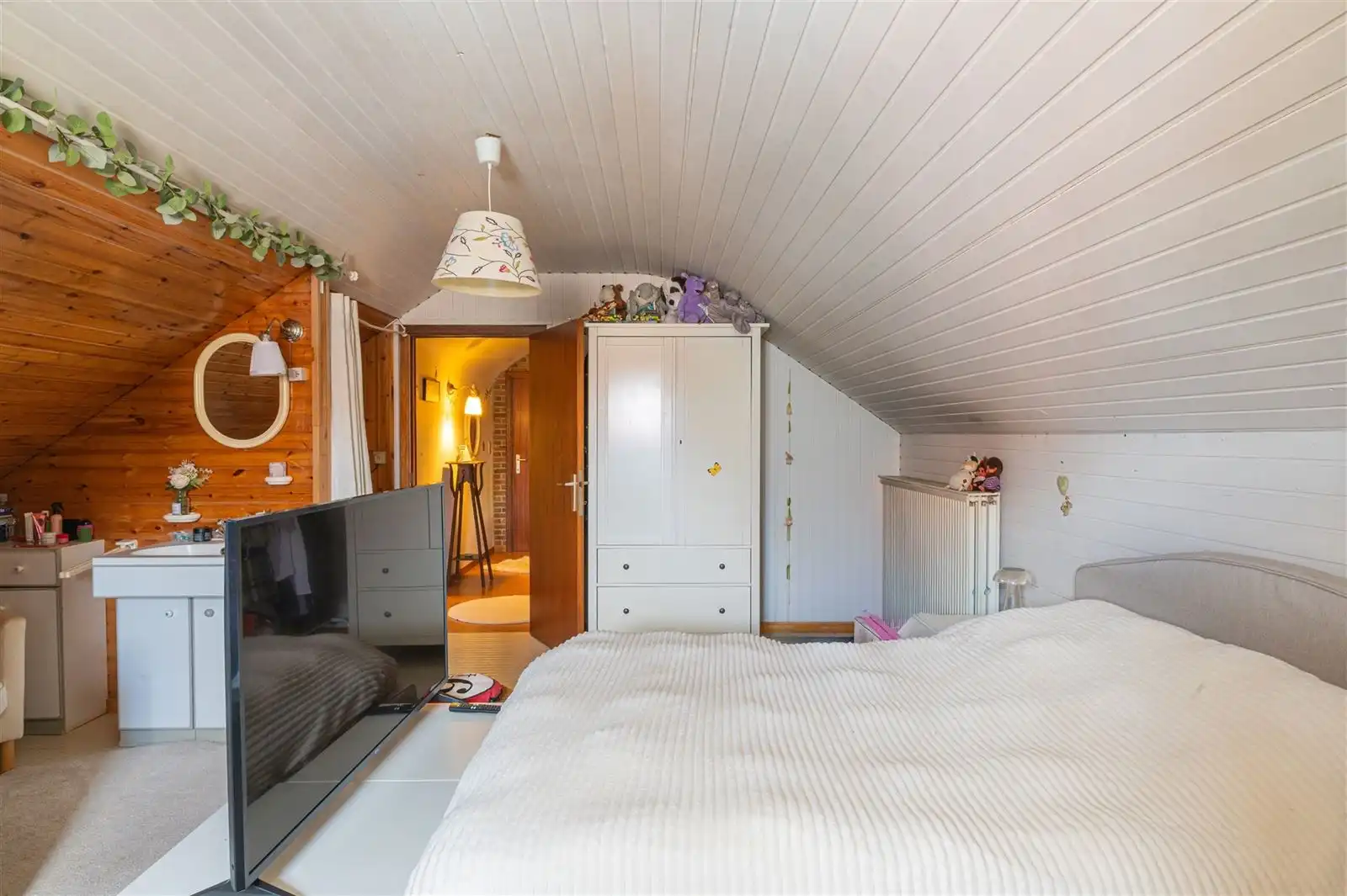 Villa in doodlopend straatje op wandelafstand van centrum foto 19