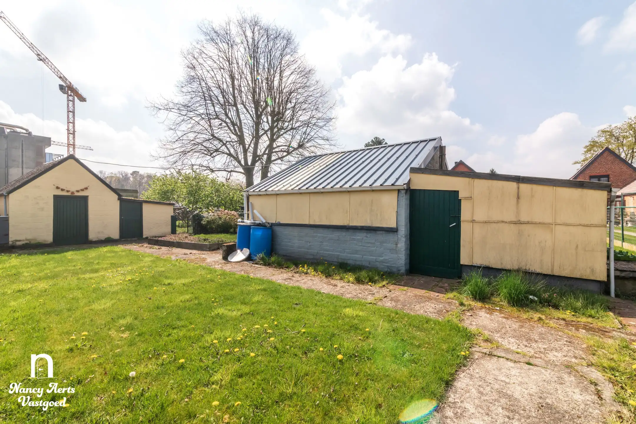 Charmante gezinswoning met mogelijkheden op royaal perceel foto 44