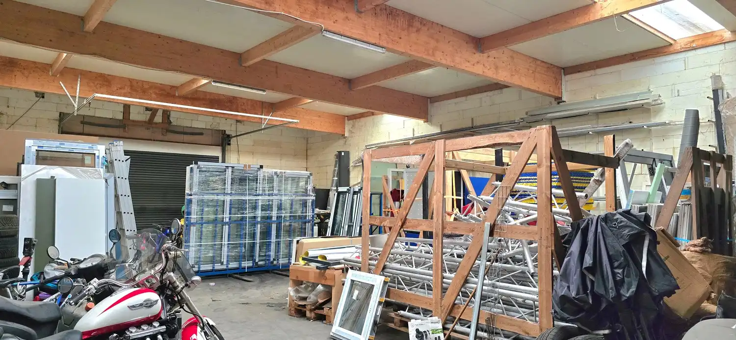 Strategisch goed gelegen bedrijfsgebouw met woonst in Herk-de-Stad foto 12