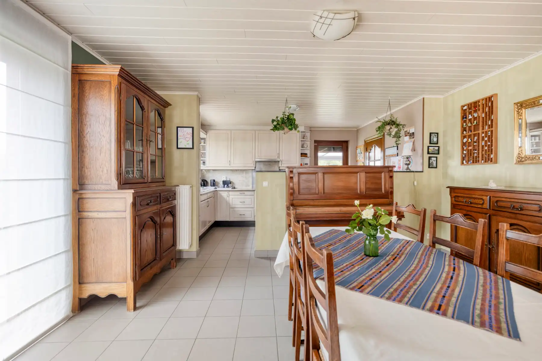 Rustig en goed gelegen driegevelwoning met 3 slaapkamers foto 13