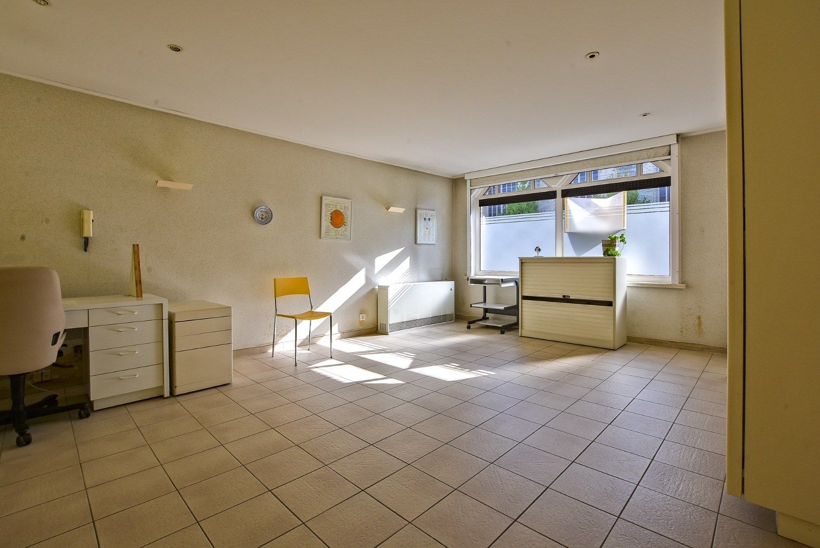 Ruim gelijkvloers appartement (127 m²) met tuin (30 m²) en 2 slaapkamers in hartje Nieuwpoort-stad foto 17