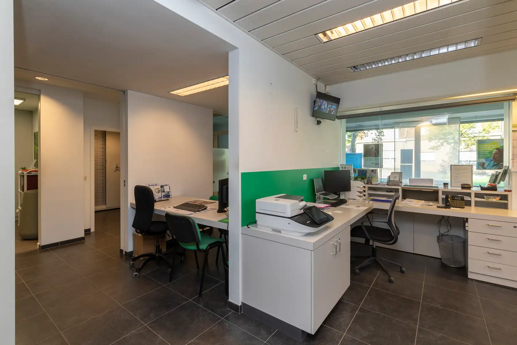 Kantoorgebouw te koop in Waarschoot – uitstekende ligging en energiezuinig! foto 7