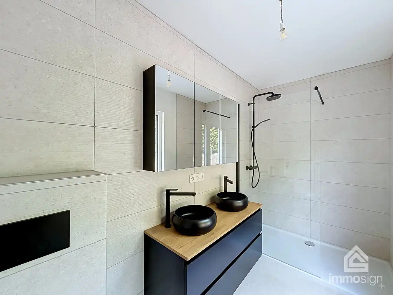 Gerenoveerde gelijkvloerse woning op ruim perceel in Peer! foto 17