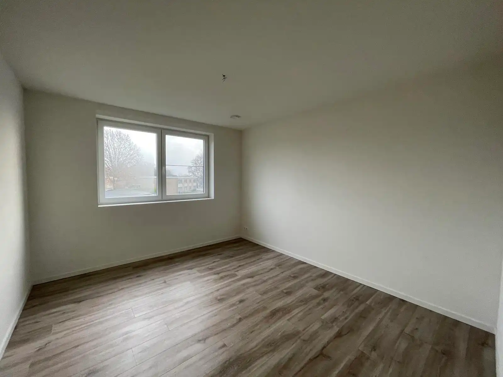 LEDE - Recente BEN-woning met gezellige tuin. foto 14