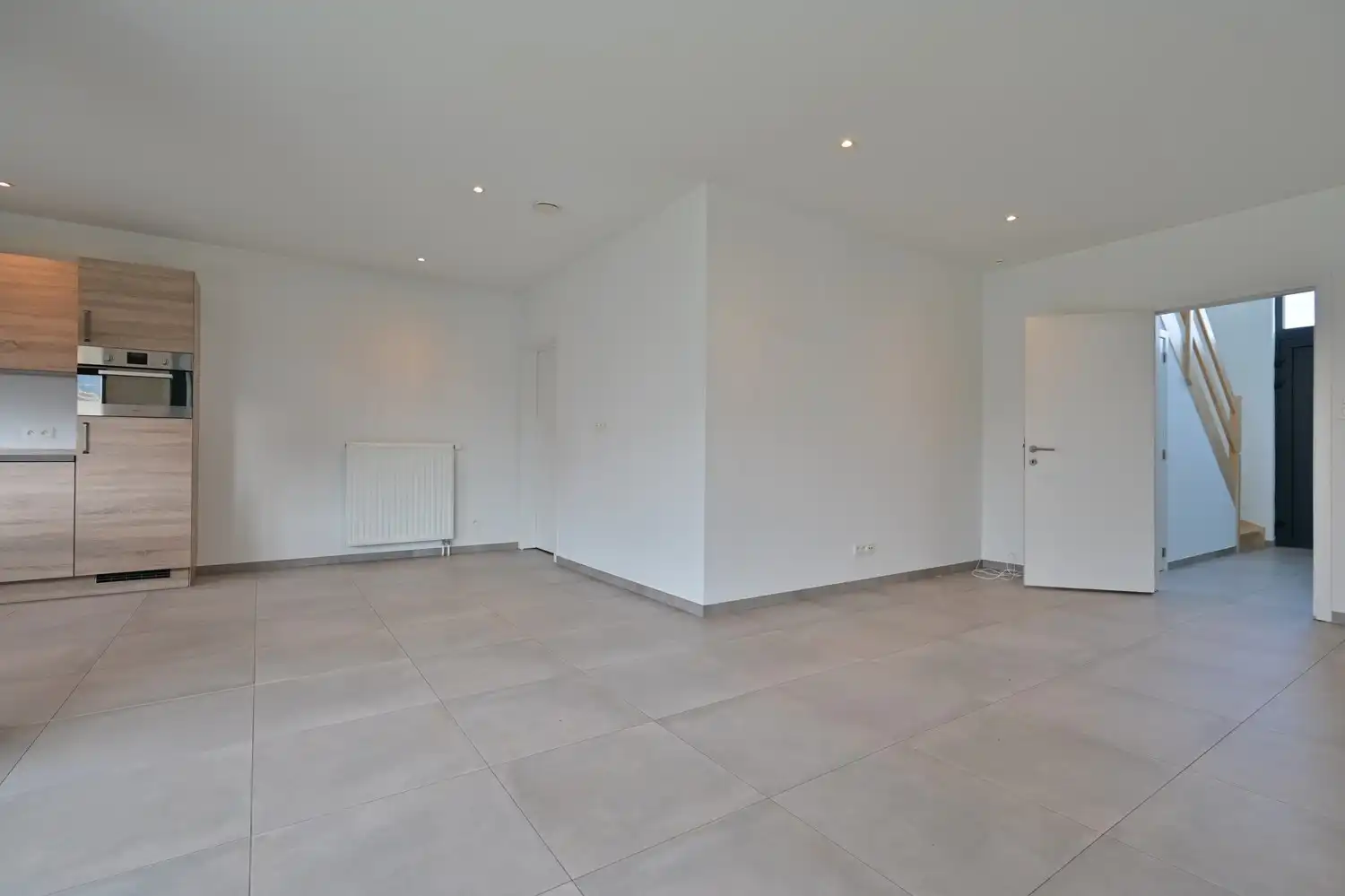 Moderne halfopen woning met 3 slaapkamers in het centrum van Lanaken foto 8