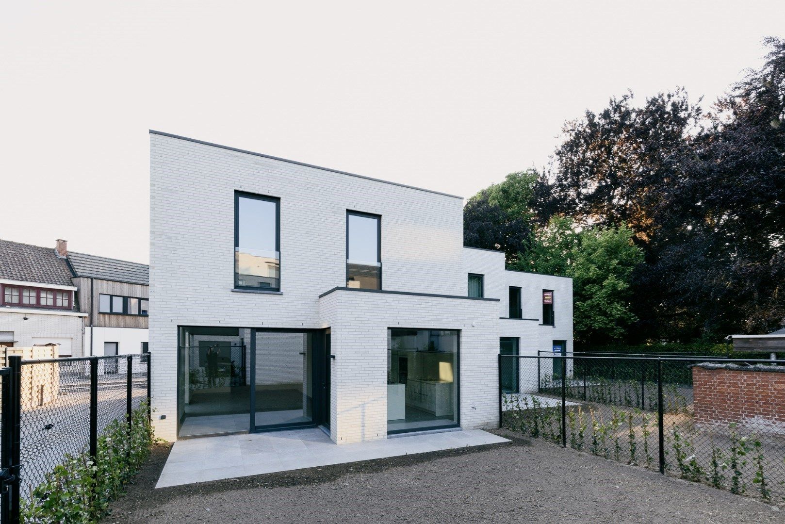 Instapklare nieuwbouwwoningen in hartje Harelbeke - 6% btw! foto 14