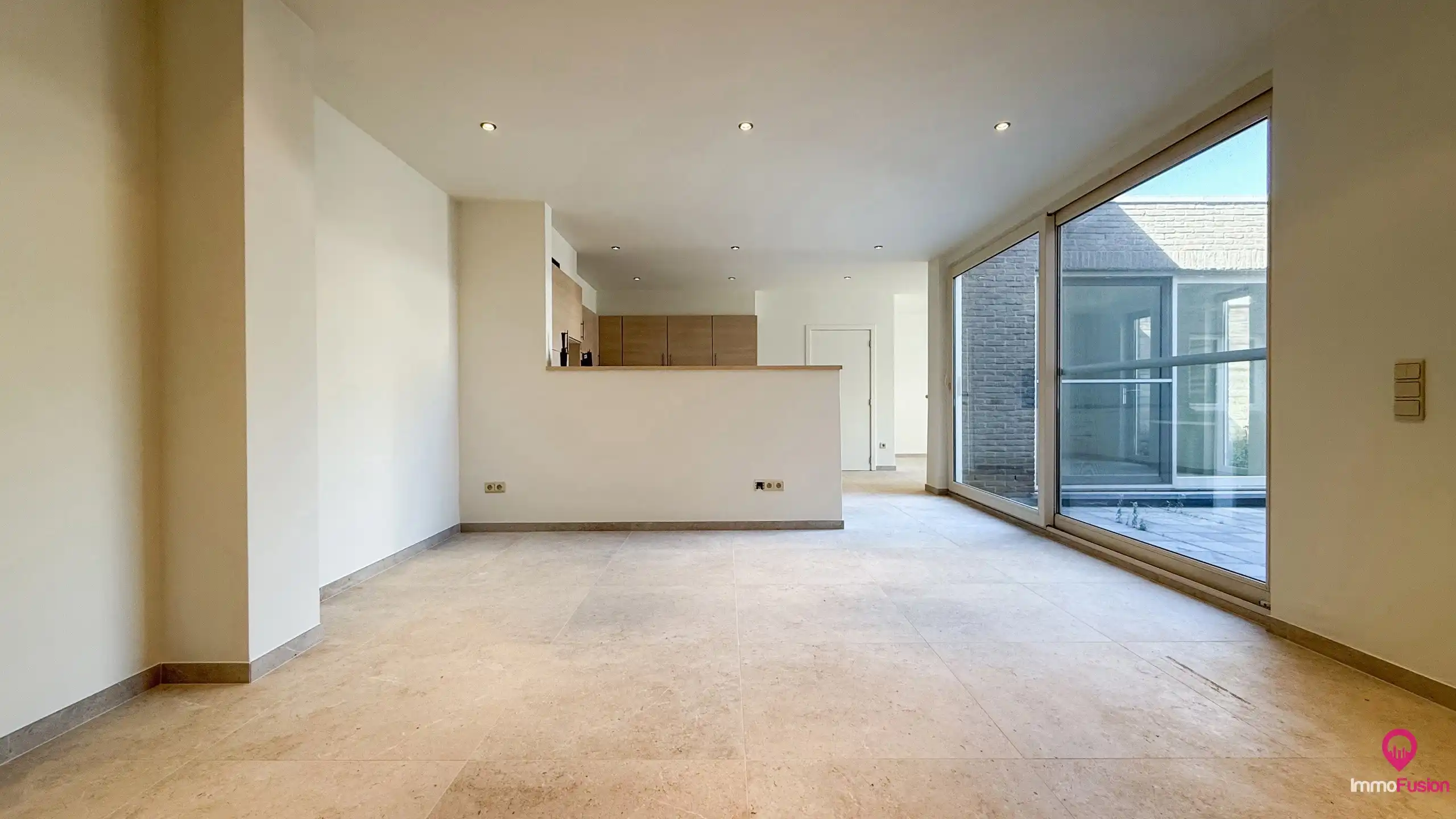 Ruim gelijkvloers appartement met tuin & garage in Beringen! foto 9