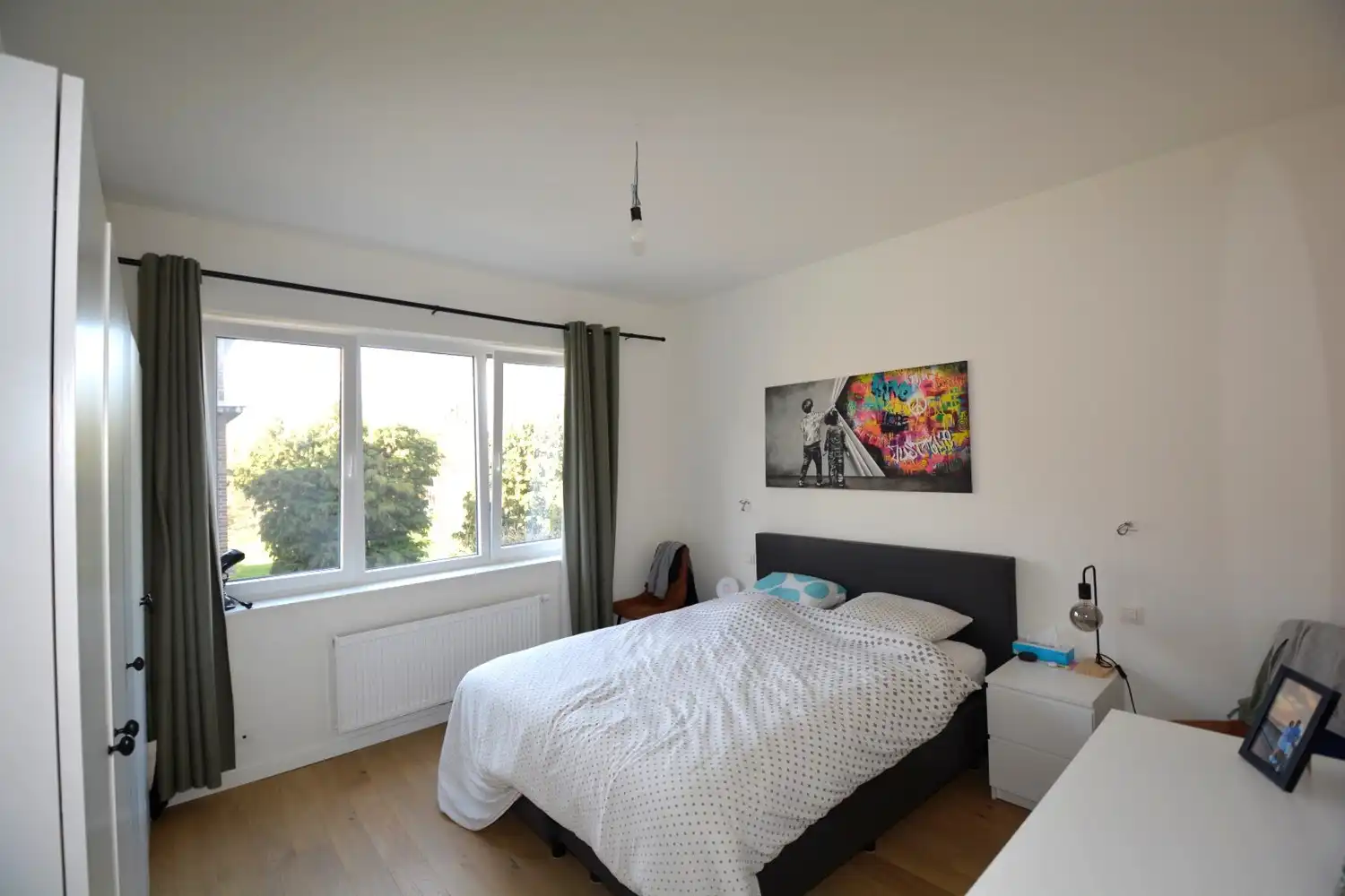 RECENT GERENOVEERD APP. MET 2 SLK, GARAGEBOX & PARKING! foto 7