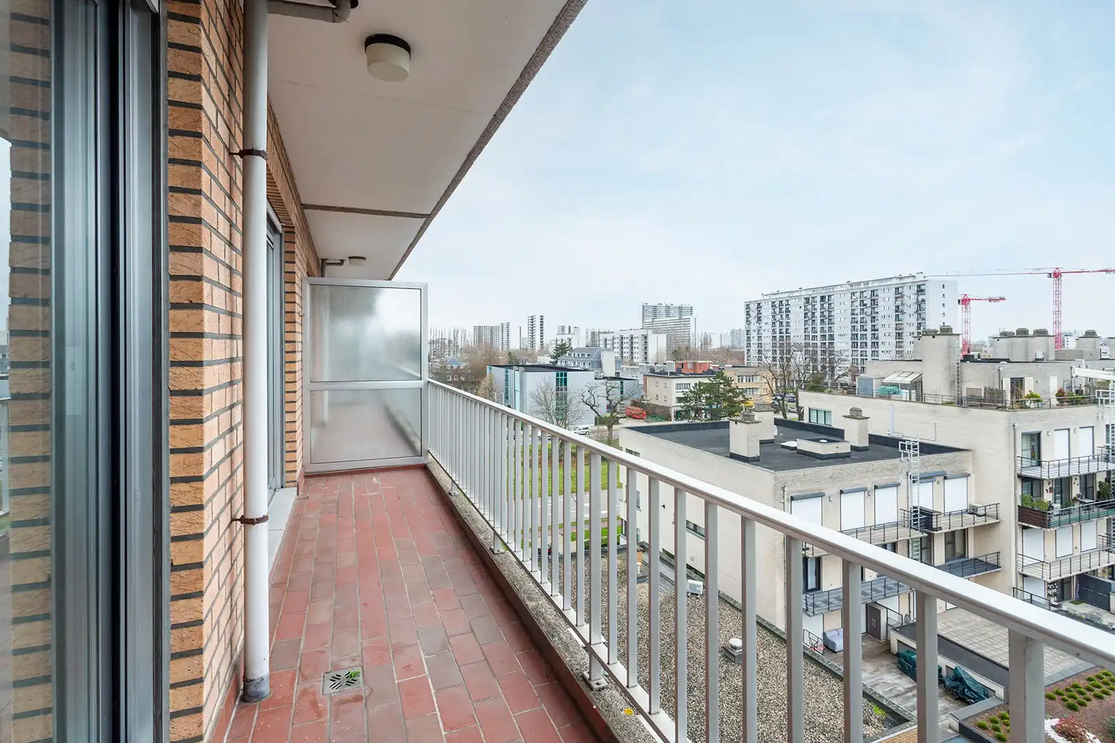 2 slaapkamer appartement met veel lichtinval foto 21