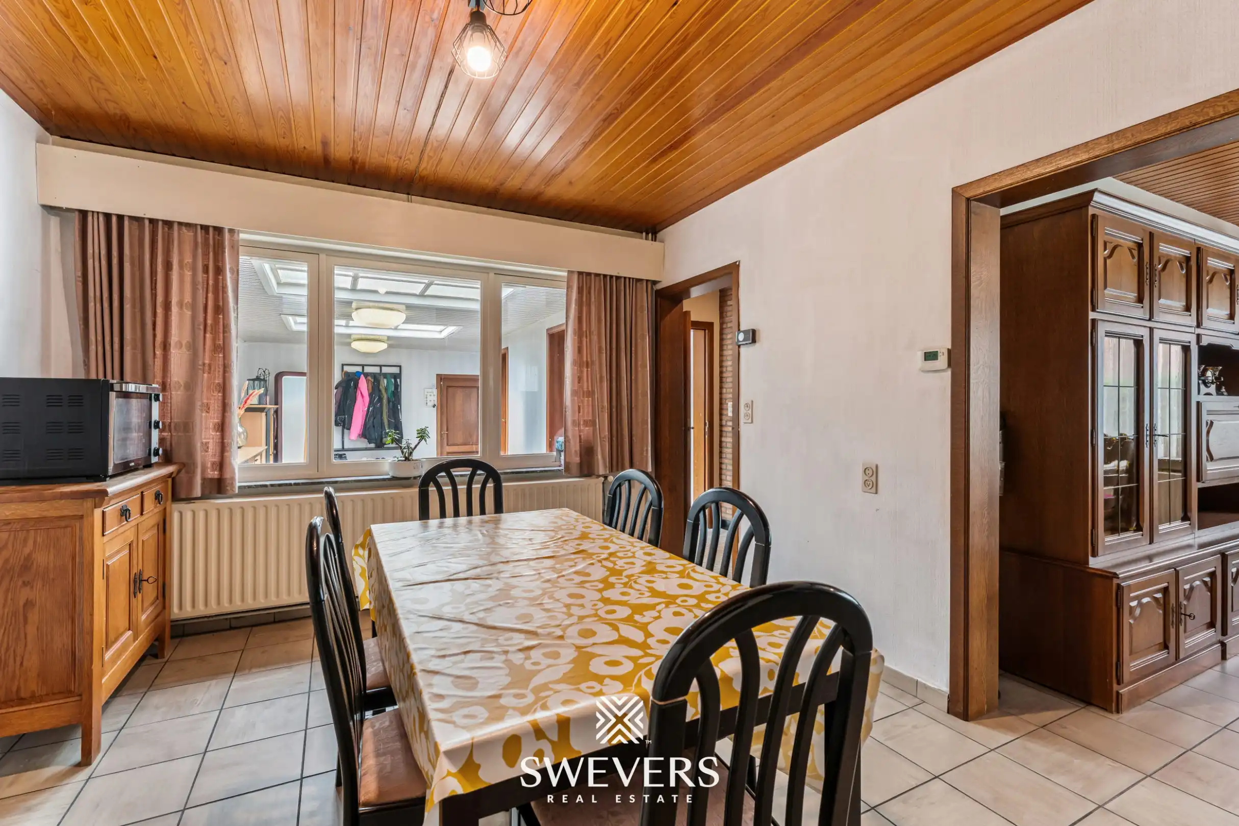Ruime woning met veel potentieel op een perceel van 815 m² in Heusden-Zolder foto 9