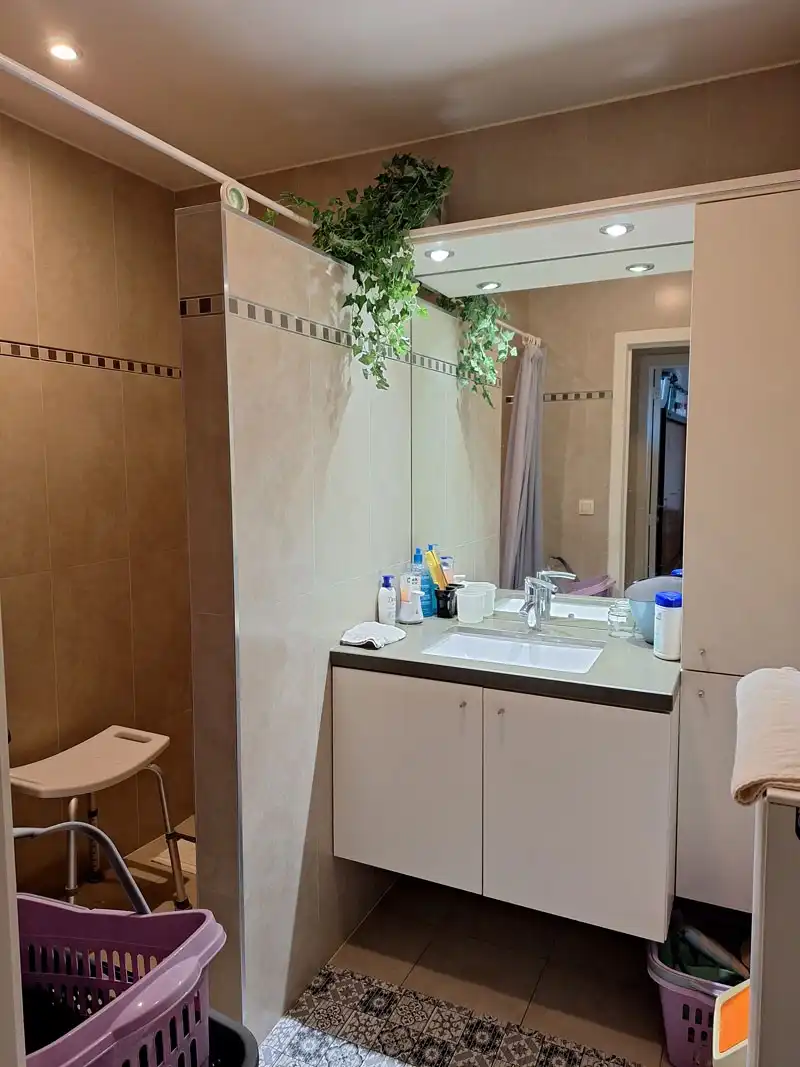 Modern gelijkvloers appartement te Kermt foto 15