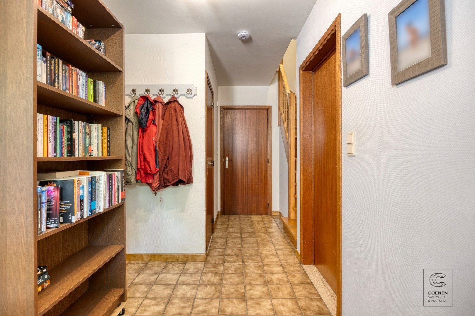 Ruime woning met 4 slaapkamers op een rustige ligging te Hoogstraten! foto 4