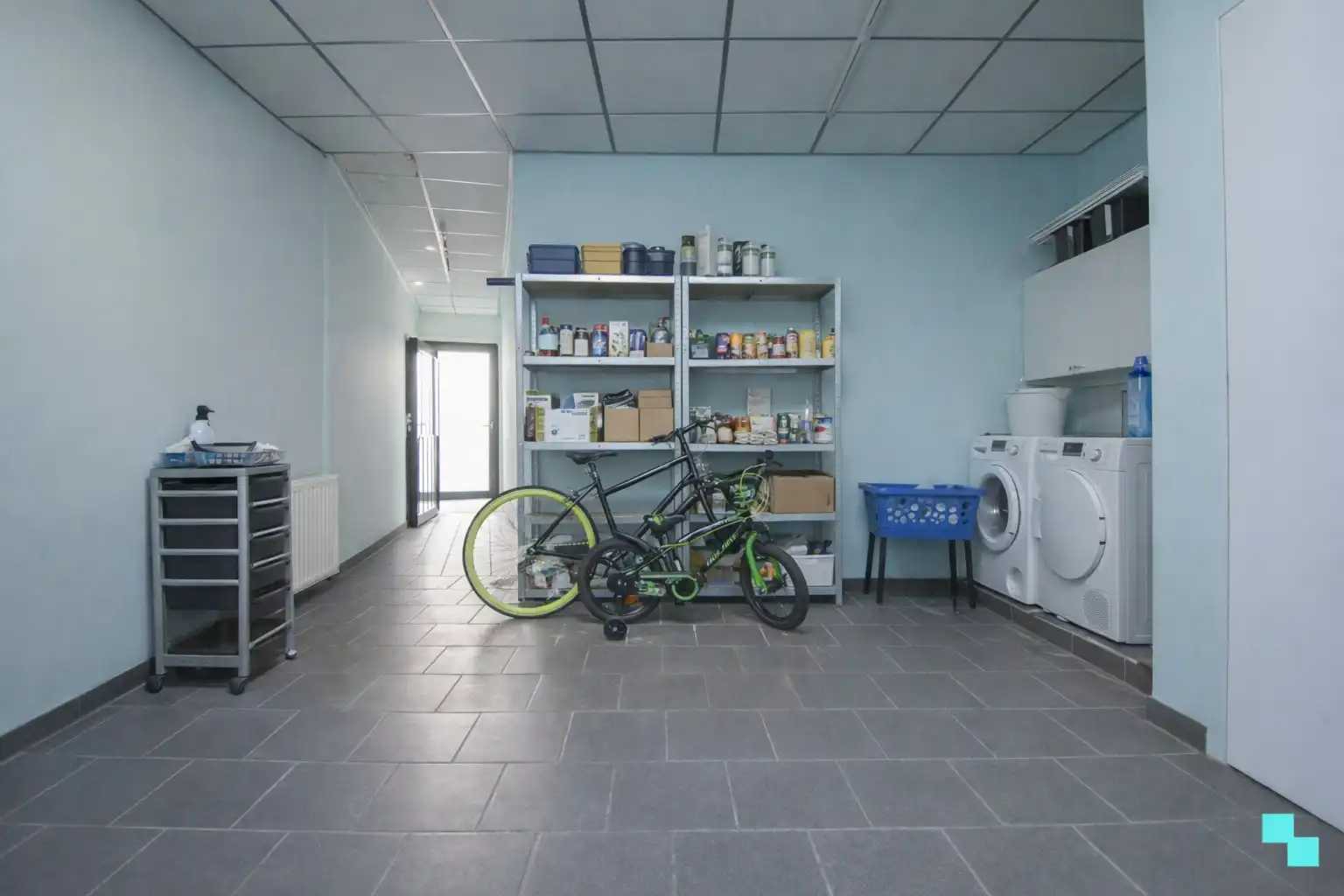 Verrassend ruime gezinswoning in hartje Roeselare foto 20