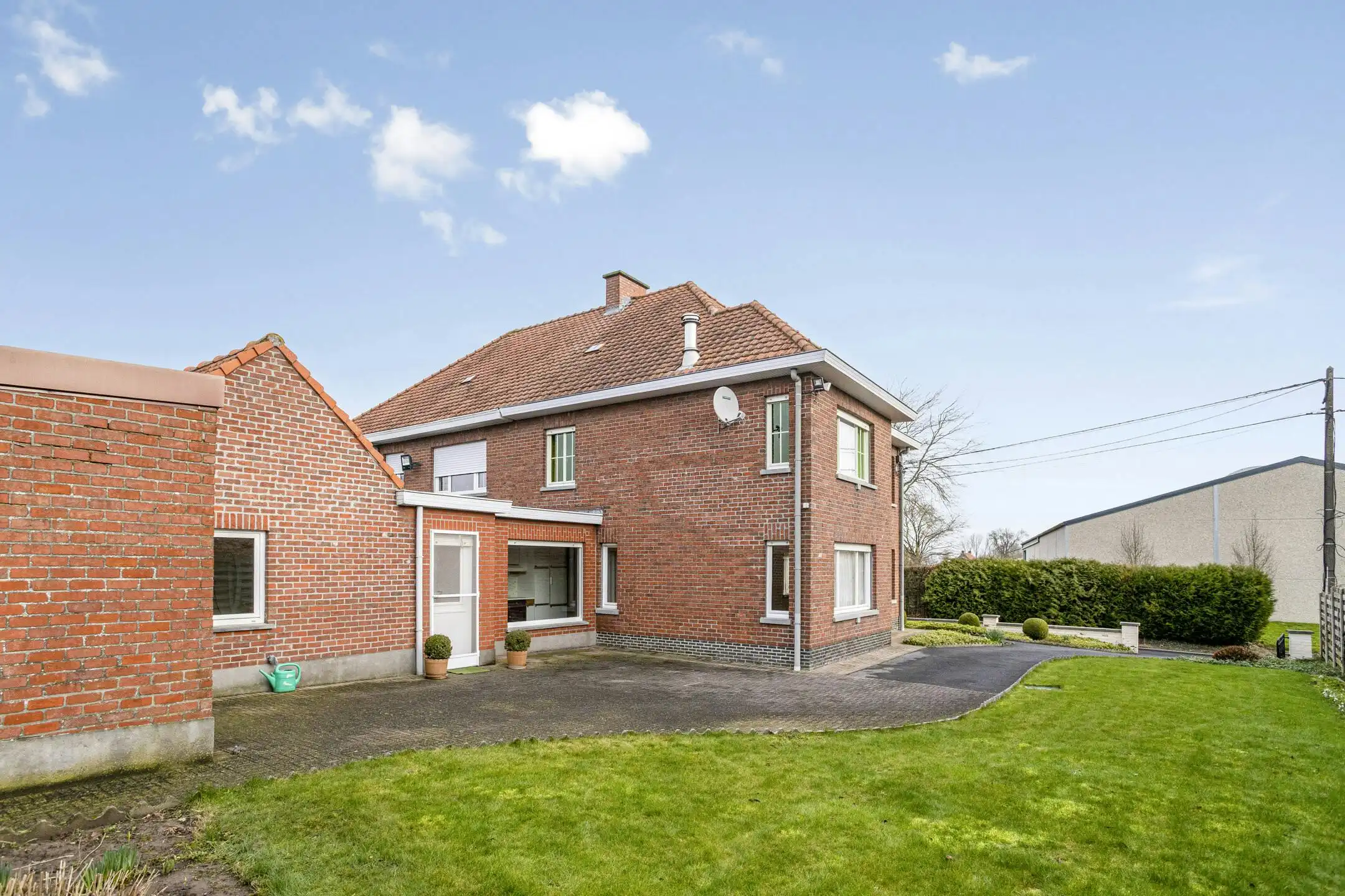 Te renoveren statige woning met royale tuin in Ardooie foto 27