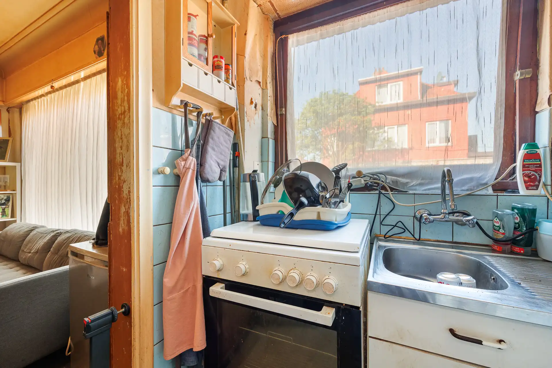 Top gelegen te renoveren app. met 2 slaapkamers en koer foto 7