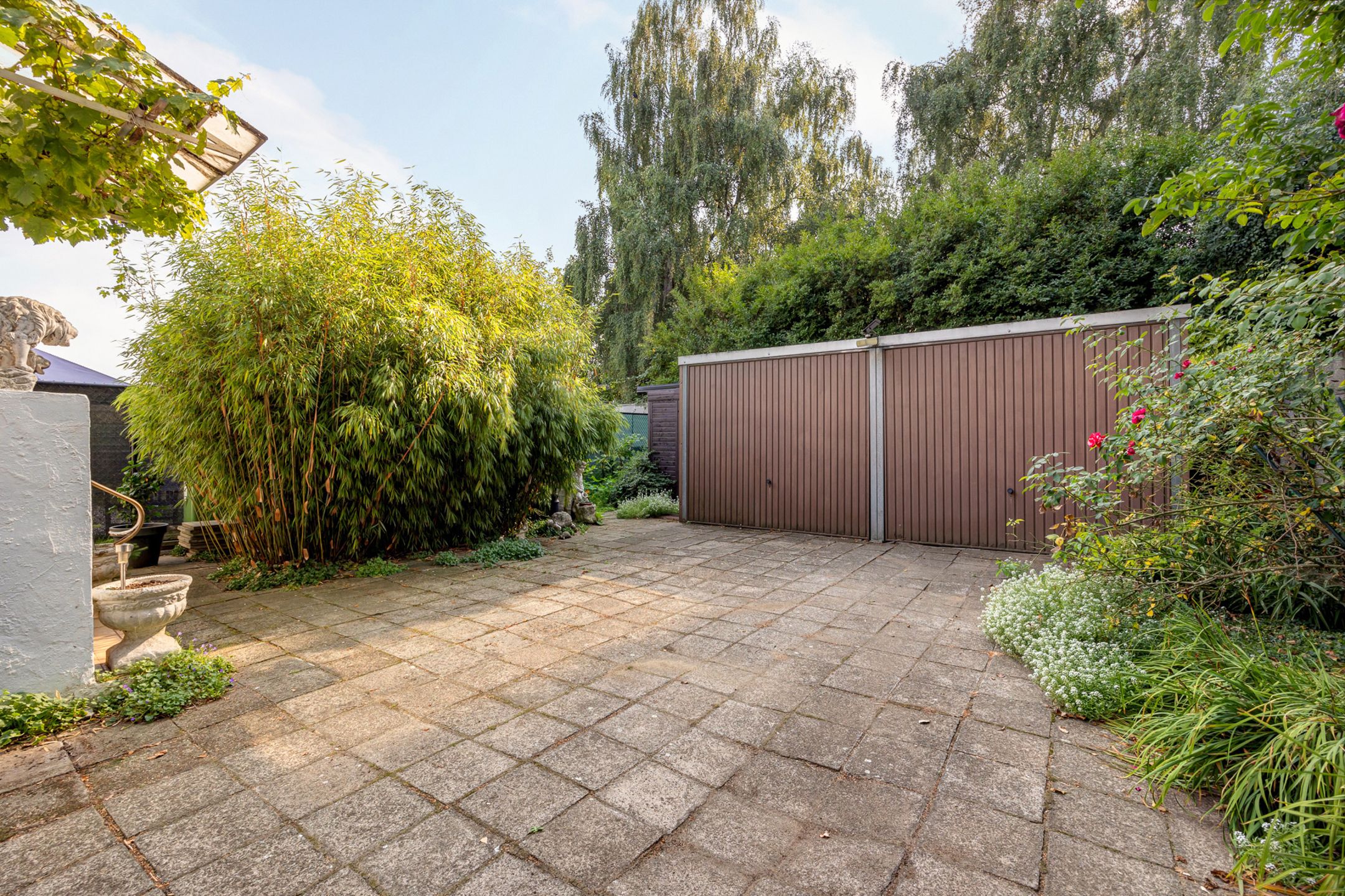 goed gelegen te renoveren woning met tuin en 2 garages + aanpalende bouwgrond (175m²) foto 21